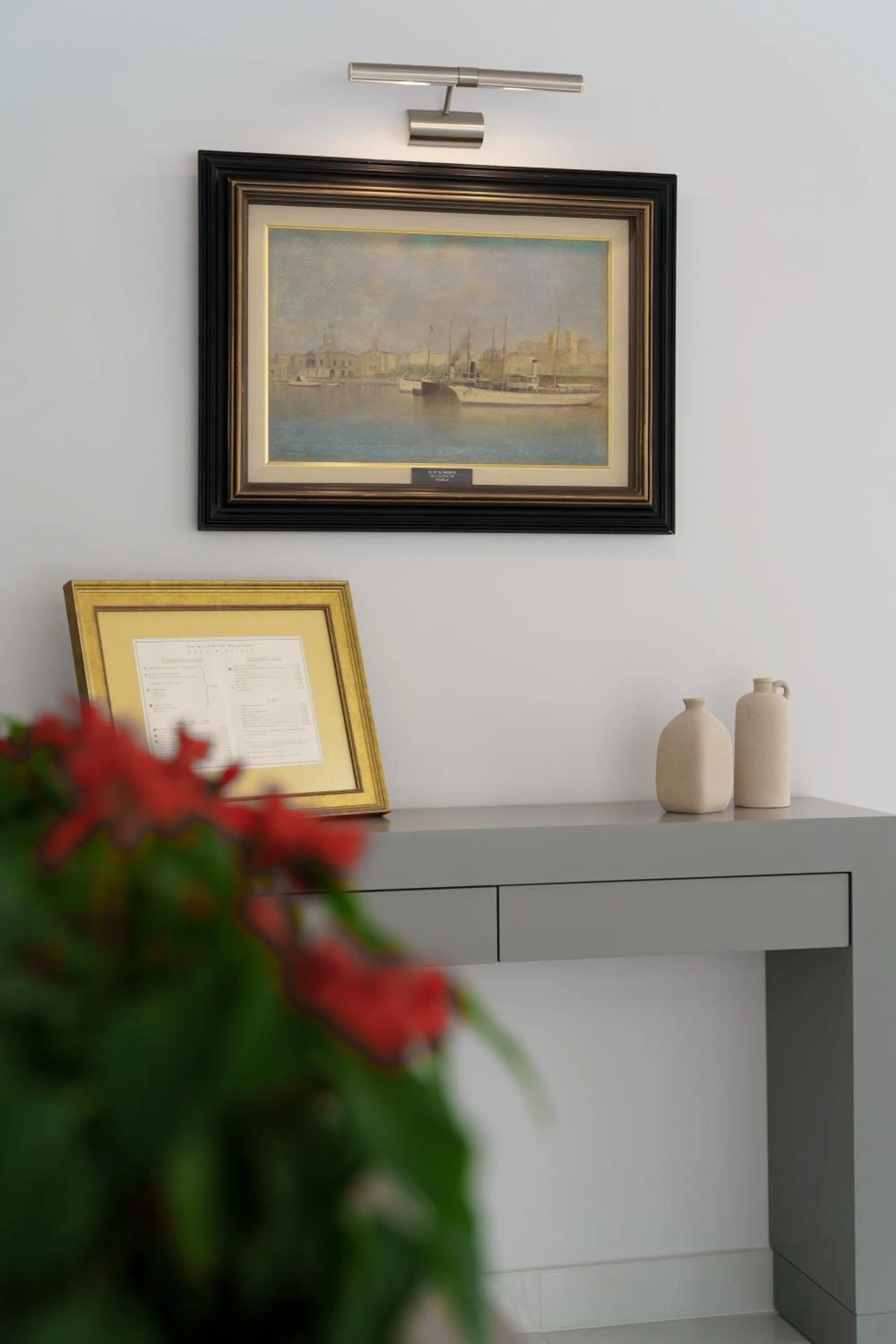 Decorative detail in Gallery Central Piraeus Port