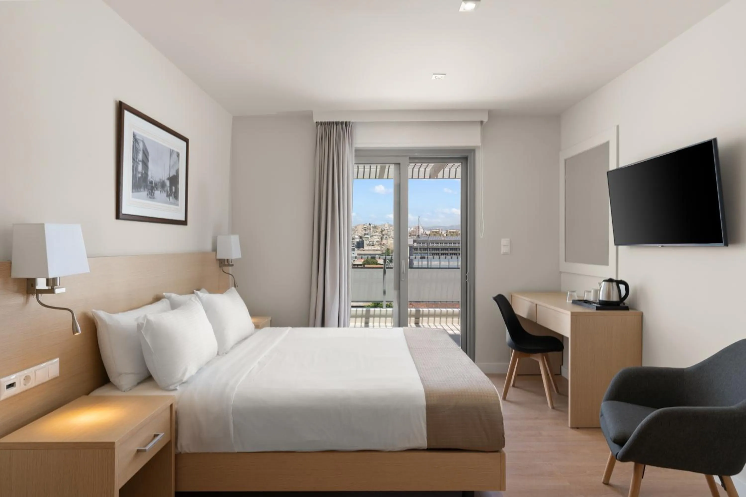 Bed in Gallery Central Piraeus Port