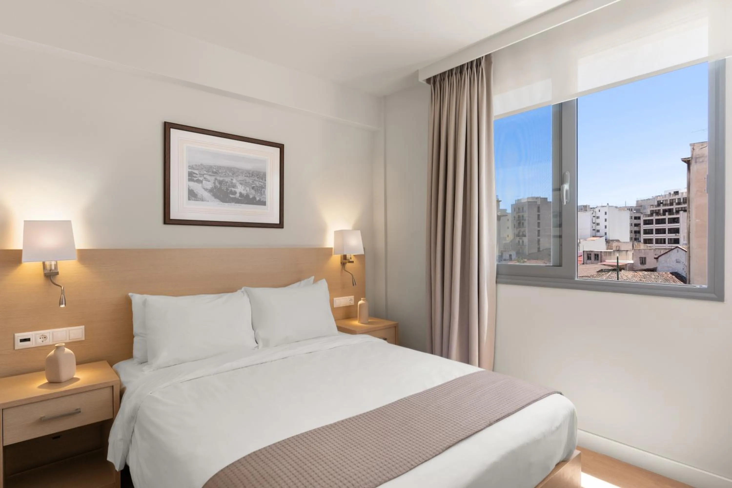 Bed in Gallery Central Piraeus Port