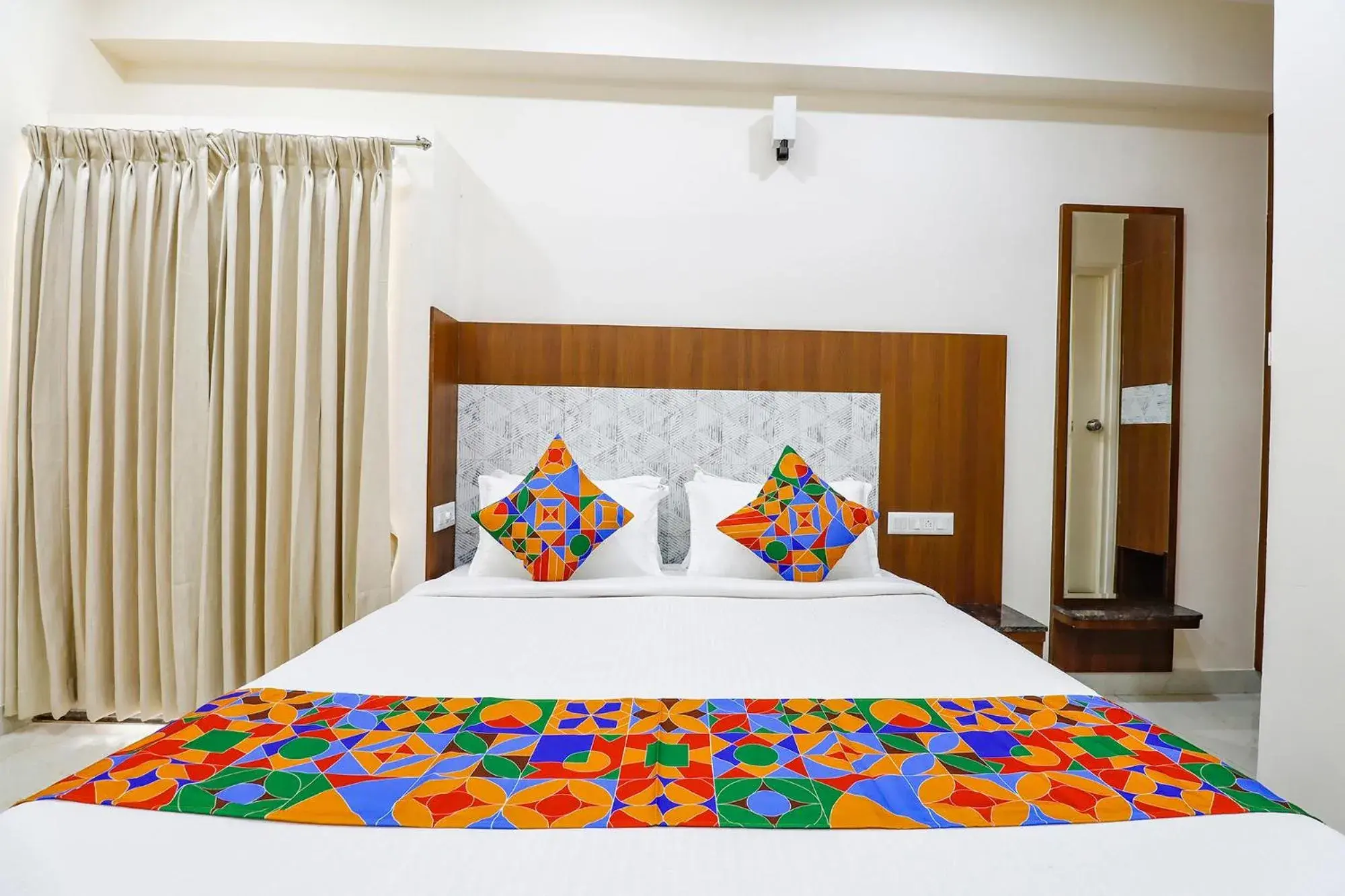 Bed in FabHotel Sathya Comforts - Nr Commercial Street Bed in FabHotel Sathya Comforts - Nr Commercial Street