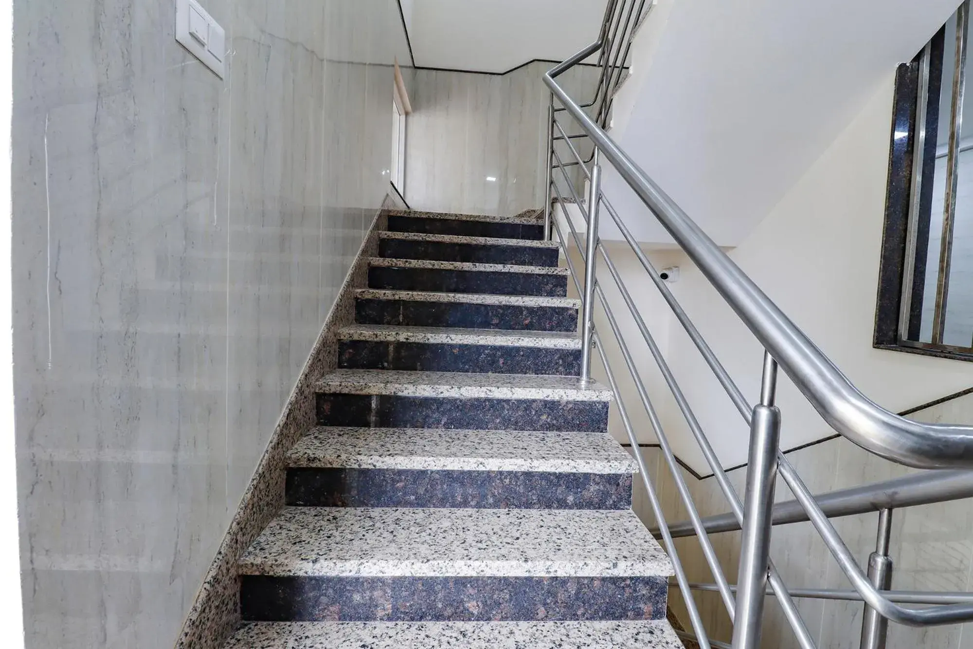 Lobby or reception in Via Sathya Comforts - Nr Commercial Street Lobby or reception in Via Sathya Comforts - Nr Commercial Street