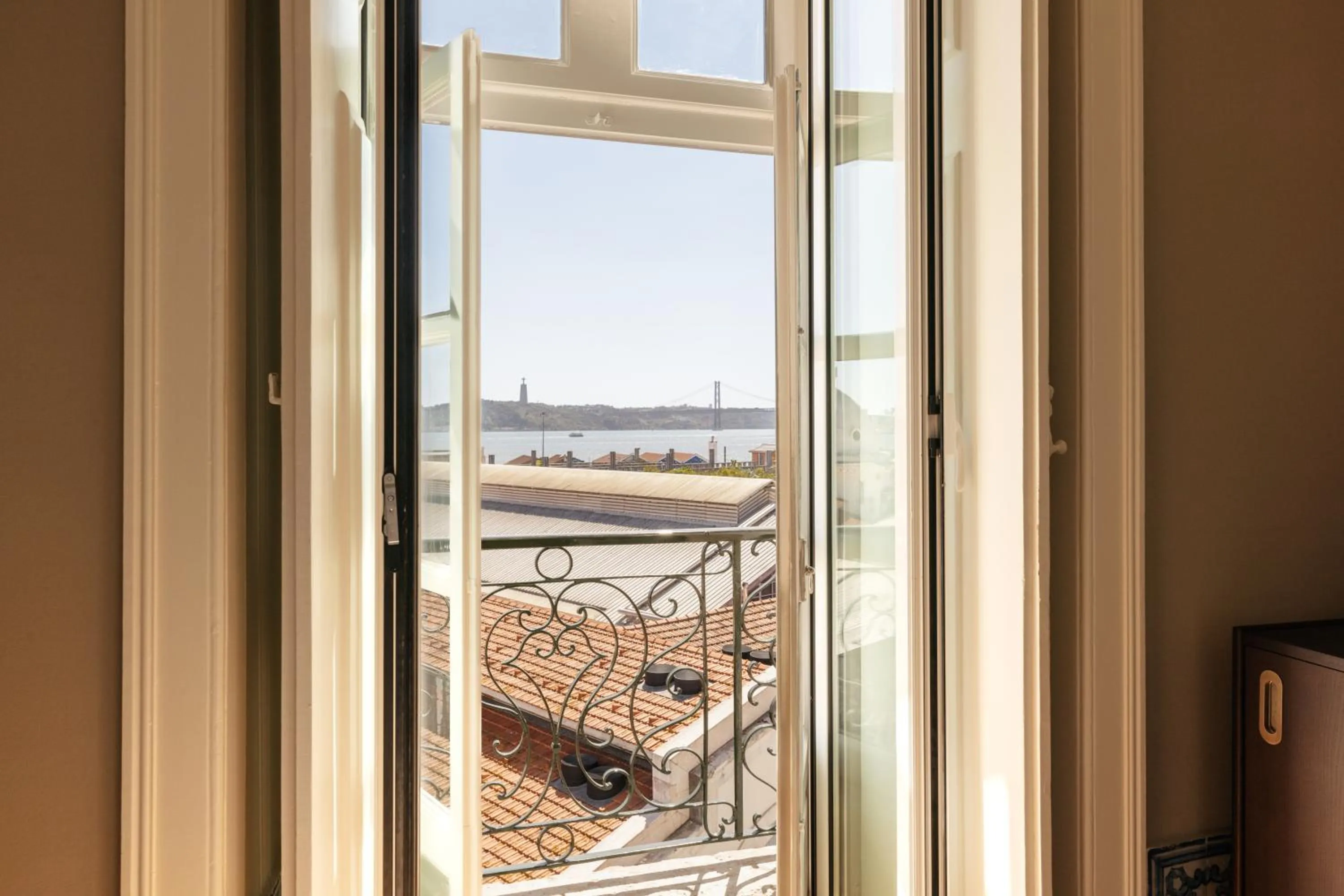 View (from property/room) in Dare Lisbon River