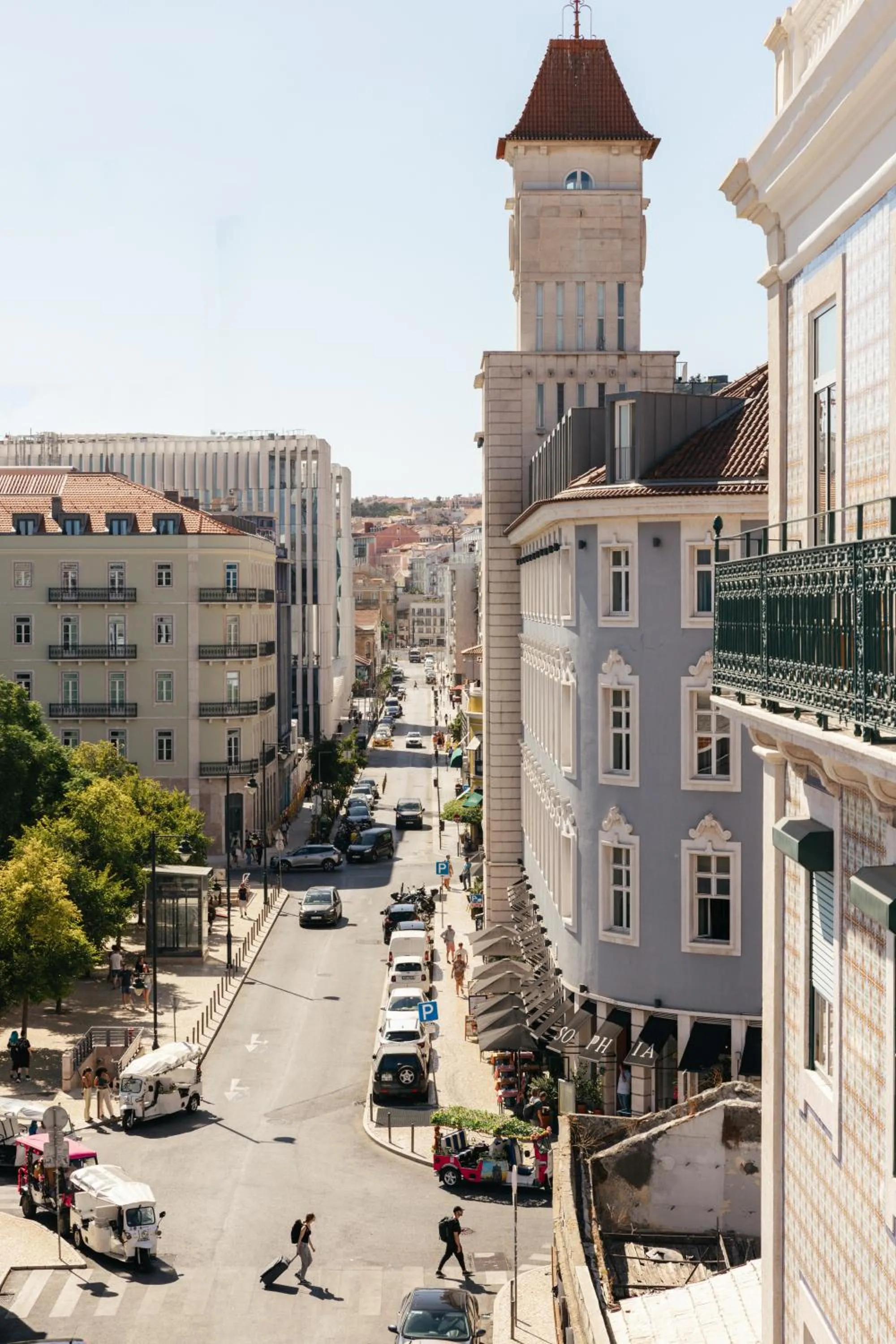 Street view in Dare Lisbon River