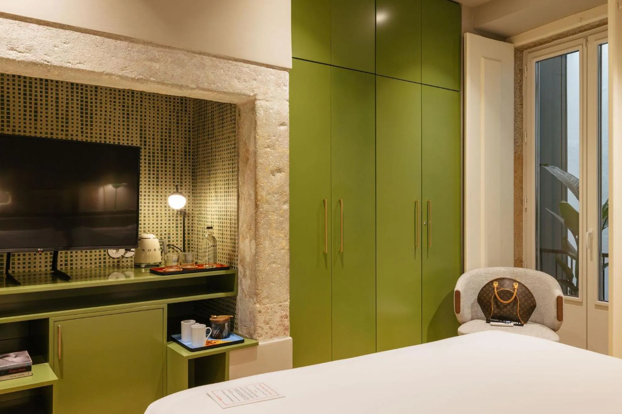 Bedroom, Bed in Dare Lisbon River