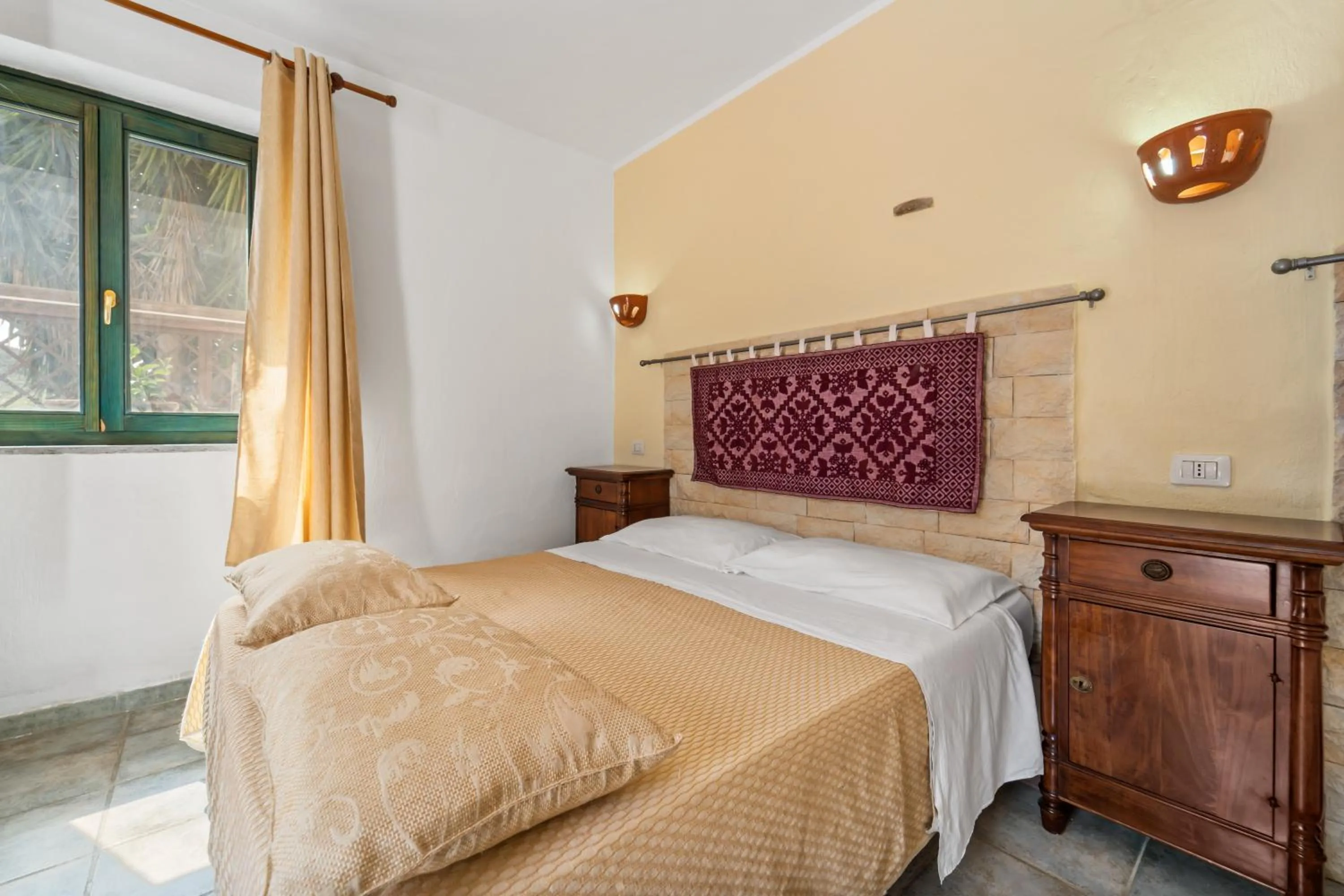 Living room, Bed in Sa Funtana