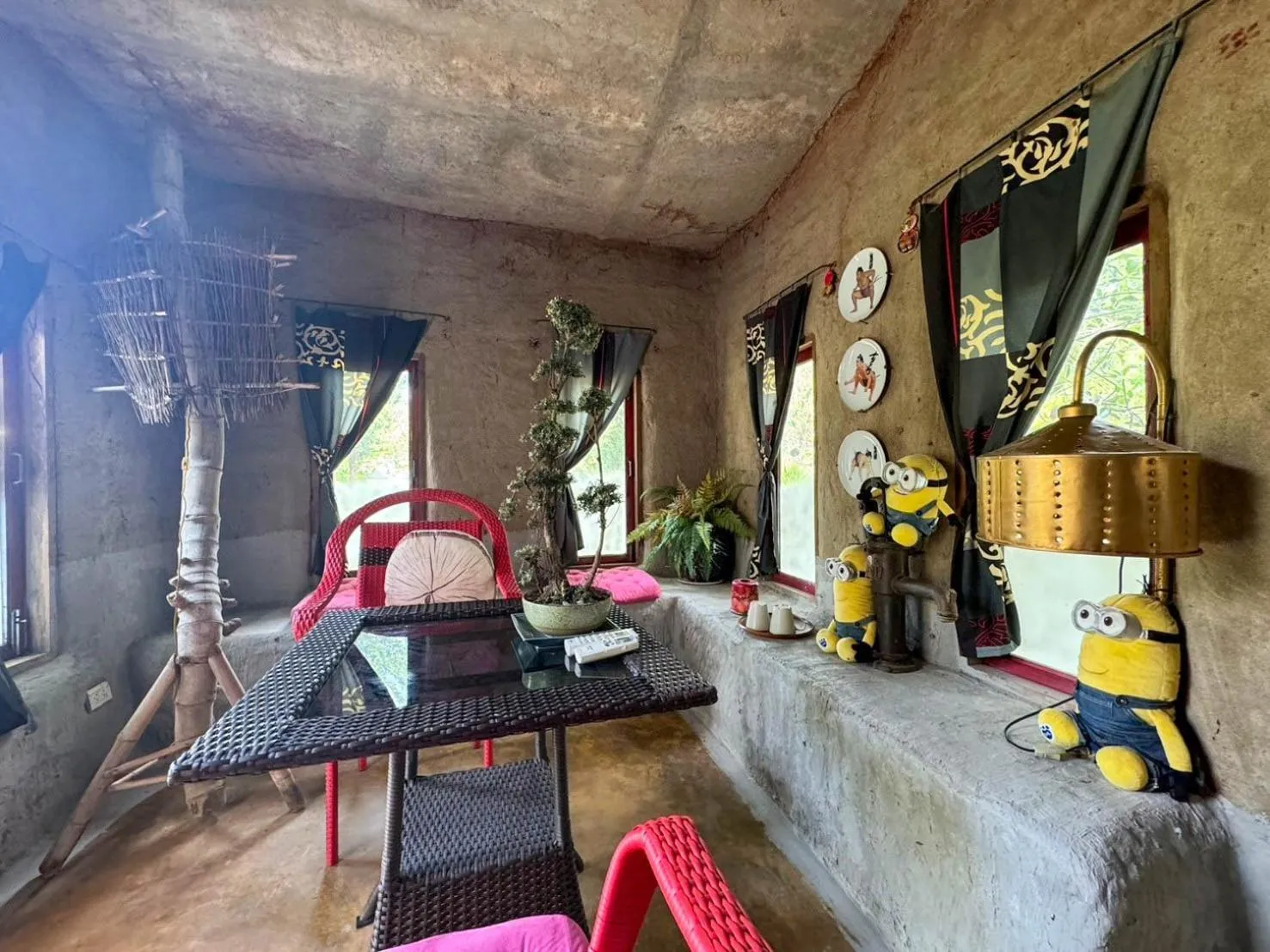 Living room, Bed in Clay House Chiang Mai By Alphatel