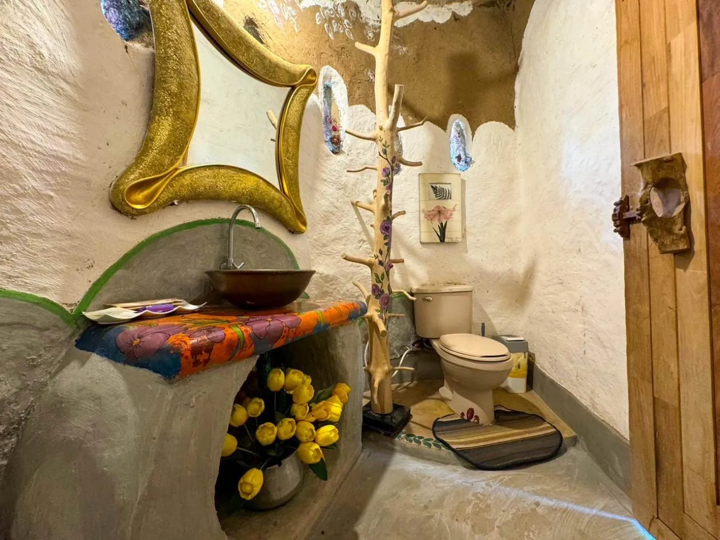 Toilet in Clay House Chiang Mai By Alphatel