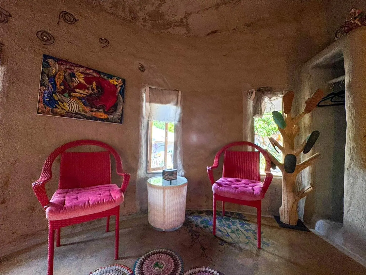 Seating area in Clay House Chiang Mai By Alphatel