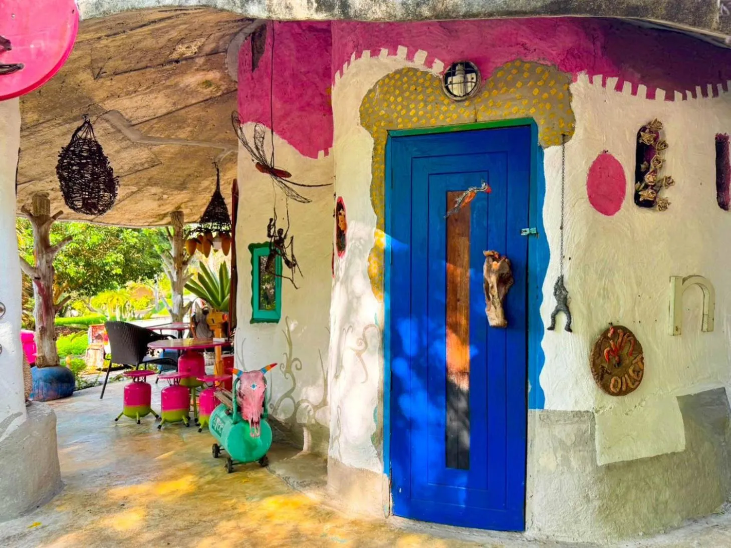 Day in Clay House Chiang Mai By Alphatel