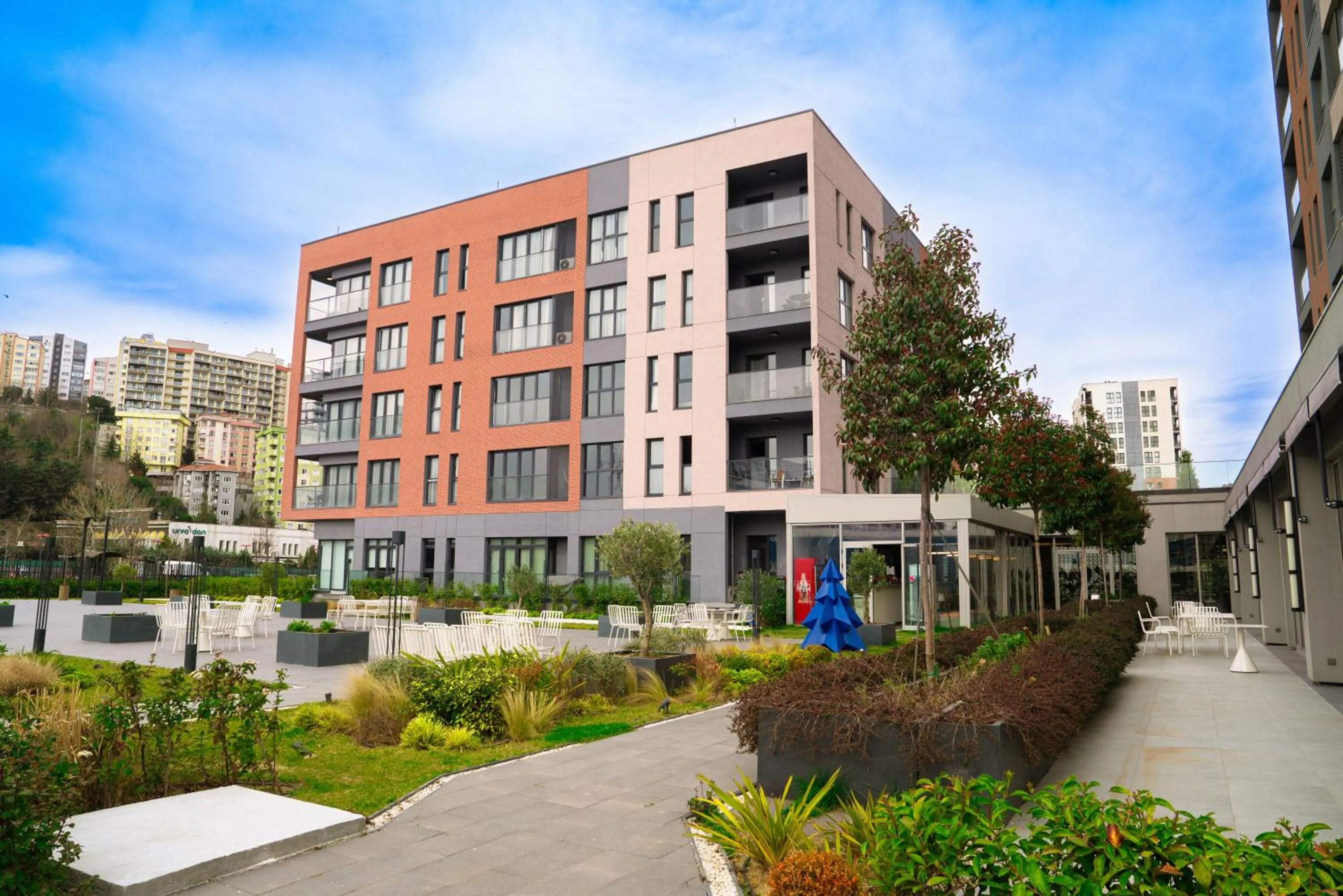 Property building in The Superior Living Kağıthane