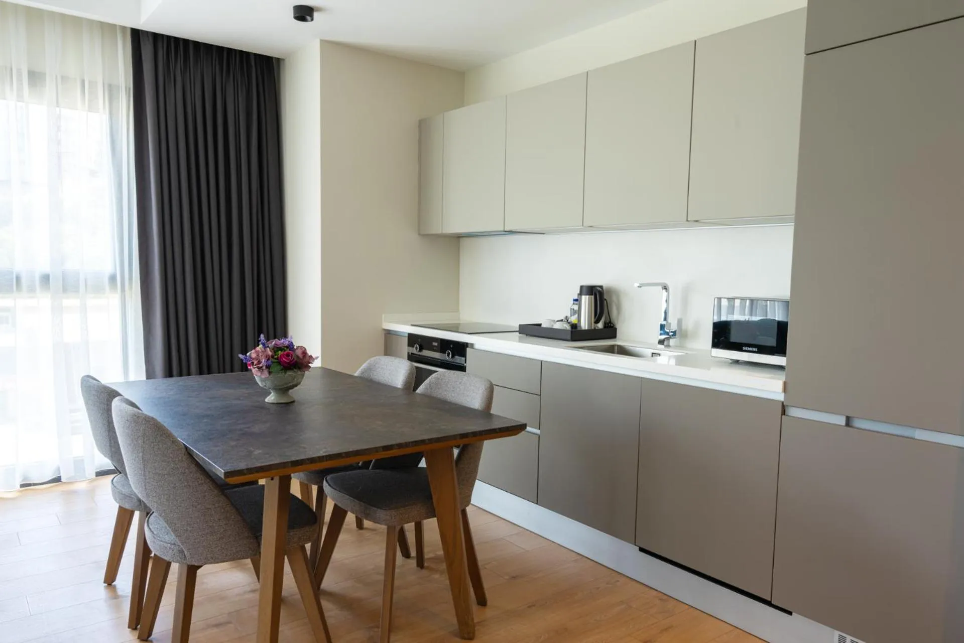 Kitchen or kitchenette in The Superior Living Kağıthane