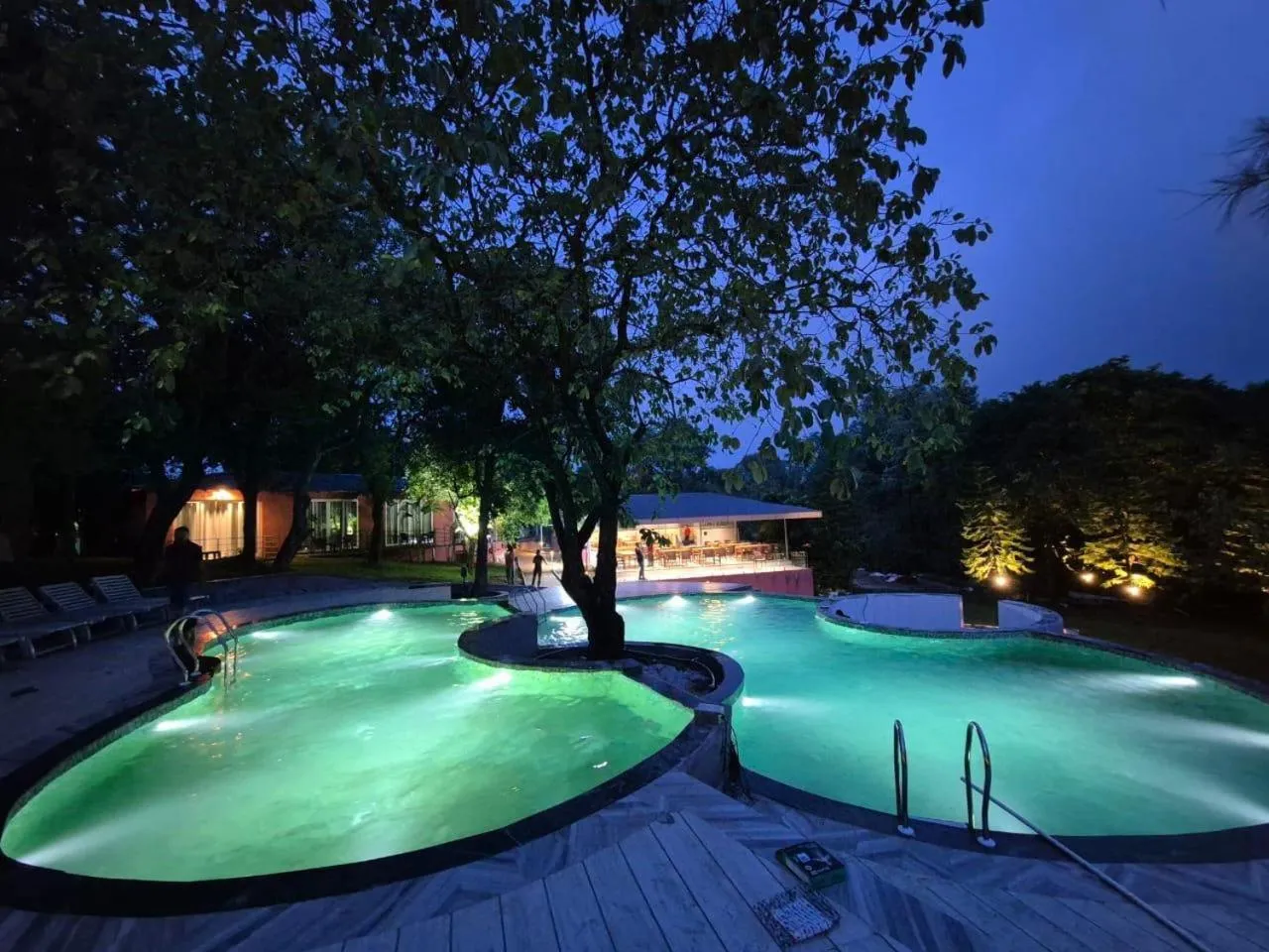 Swimming pool in Citrus Prime Hill Queen Resort