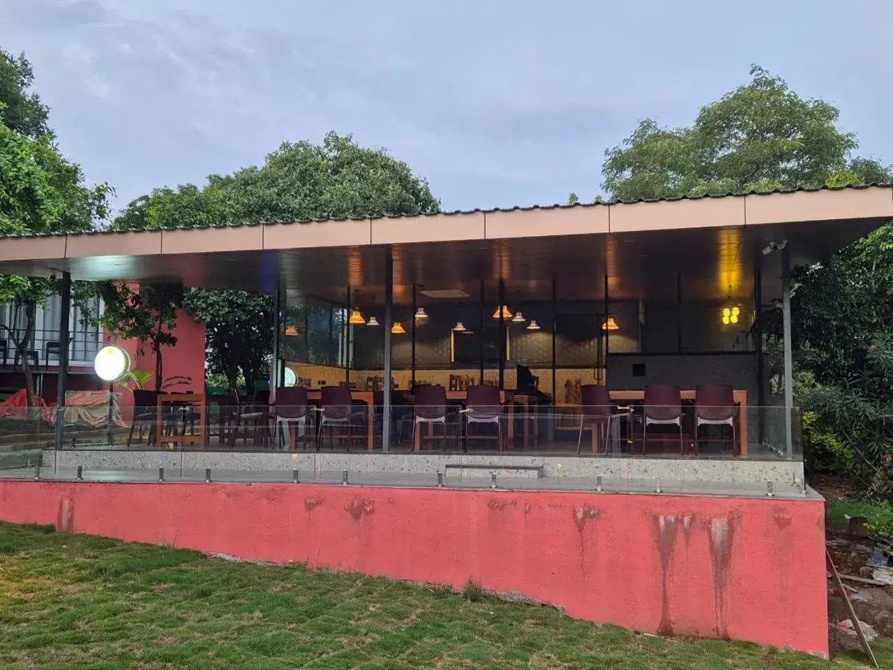 Restaurant/places to eat in Citrus Prime Hill Queen Resort Restaurant/places to eat in Citrus Prime Hill Queen Resort