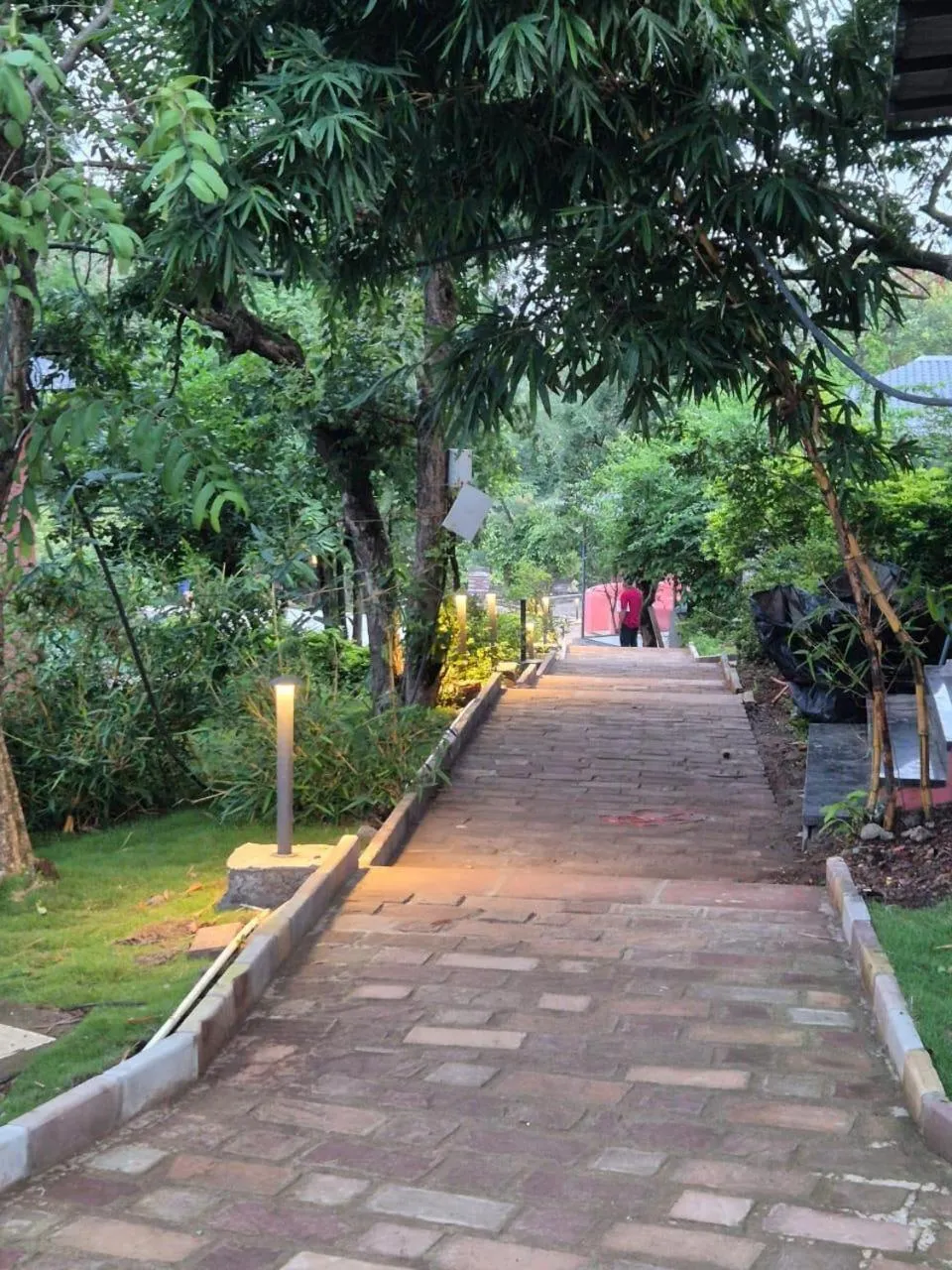 Garden in Citrus Prime Hill Queen Resort