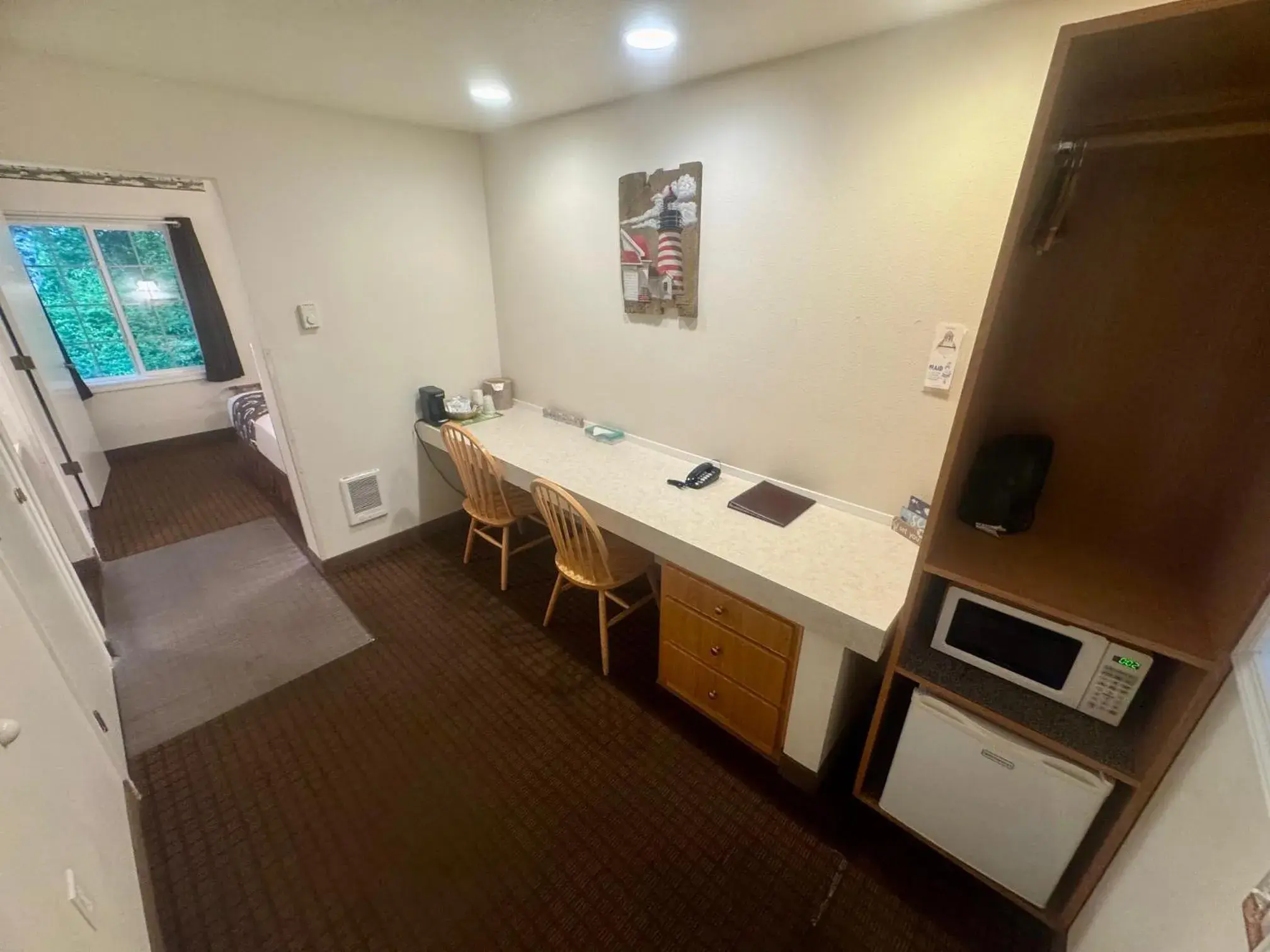 Queen Room with Two Queen Beds - Disability Access in Ocean Breeze Motel Queen Room with Two Queen Beds - Disability Access in Ocean Breeze Motel