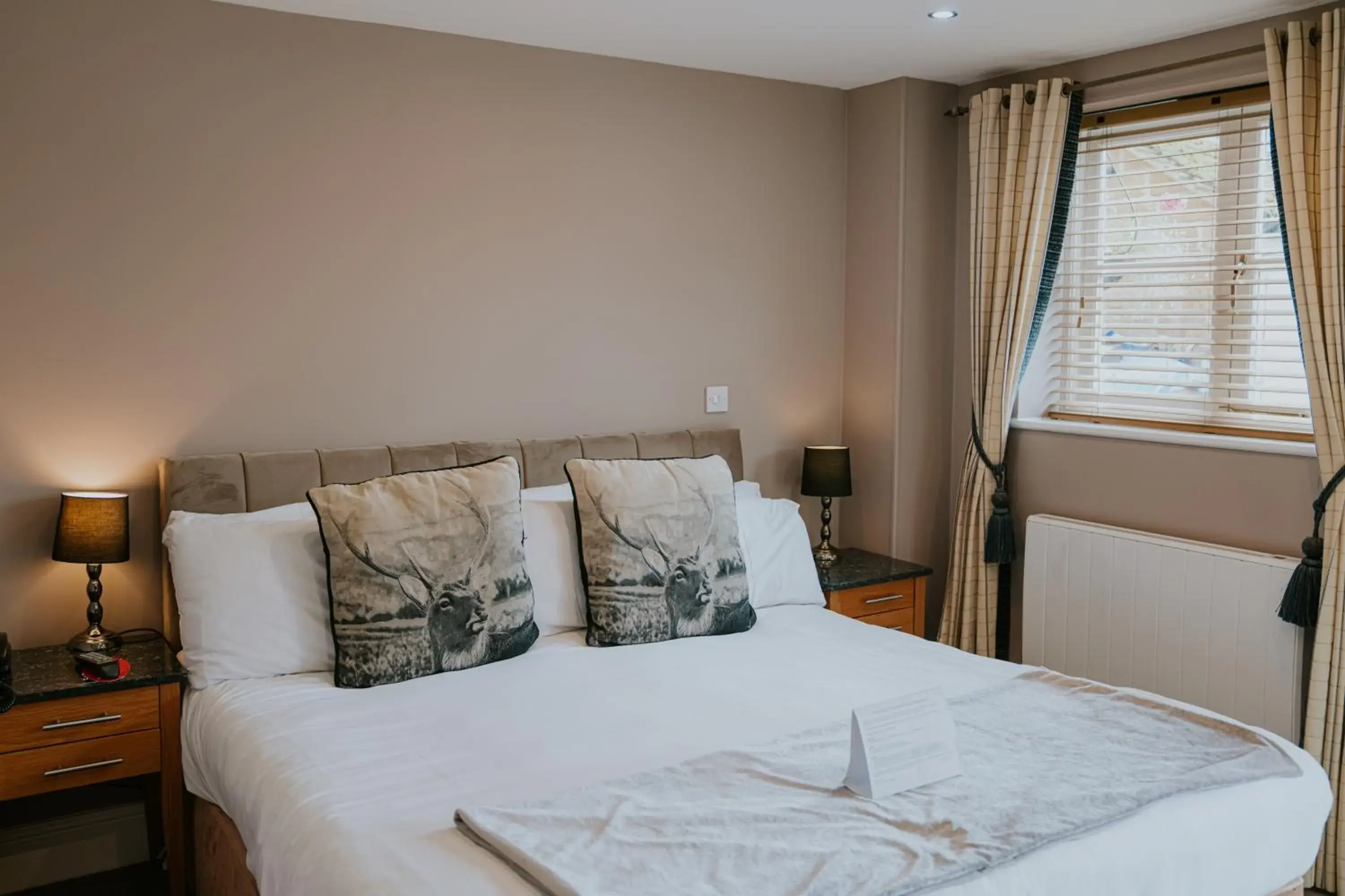 Double Room - Disability Access in Redesdale Arms Hotel Double Room - Disability Access in Redesdale Arms Hotel