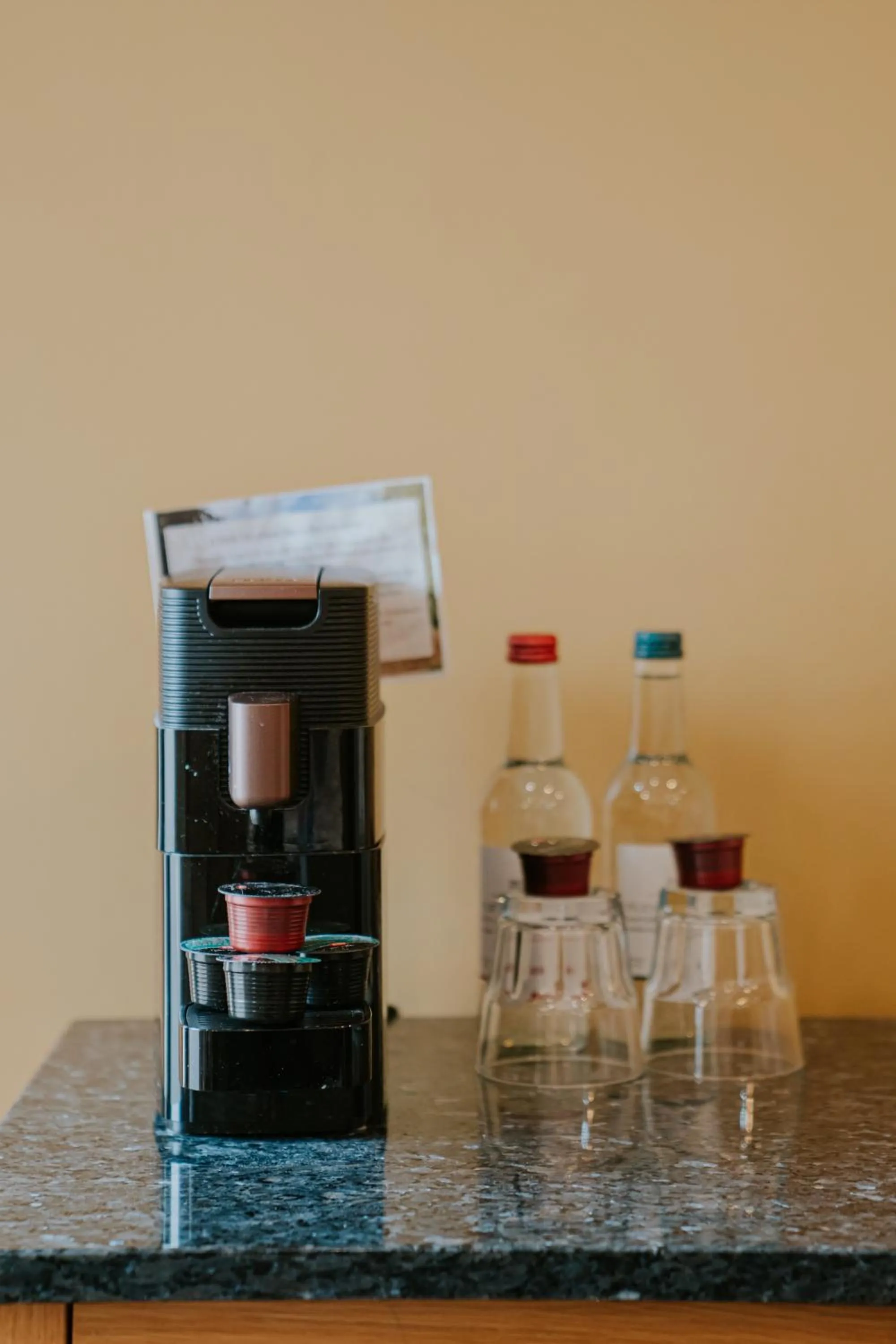 Coffee/tea facilities in Redesdale Arms Hotel
