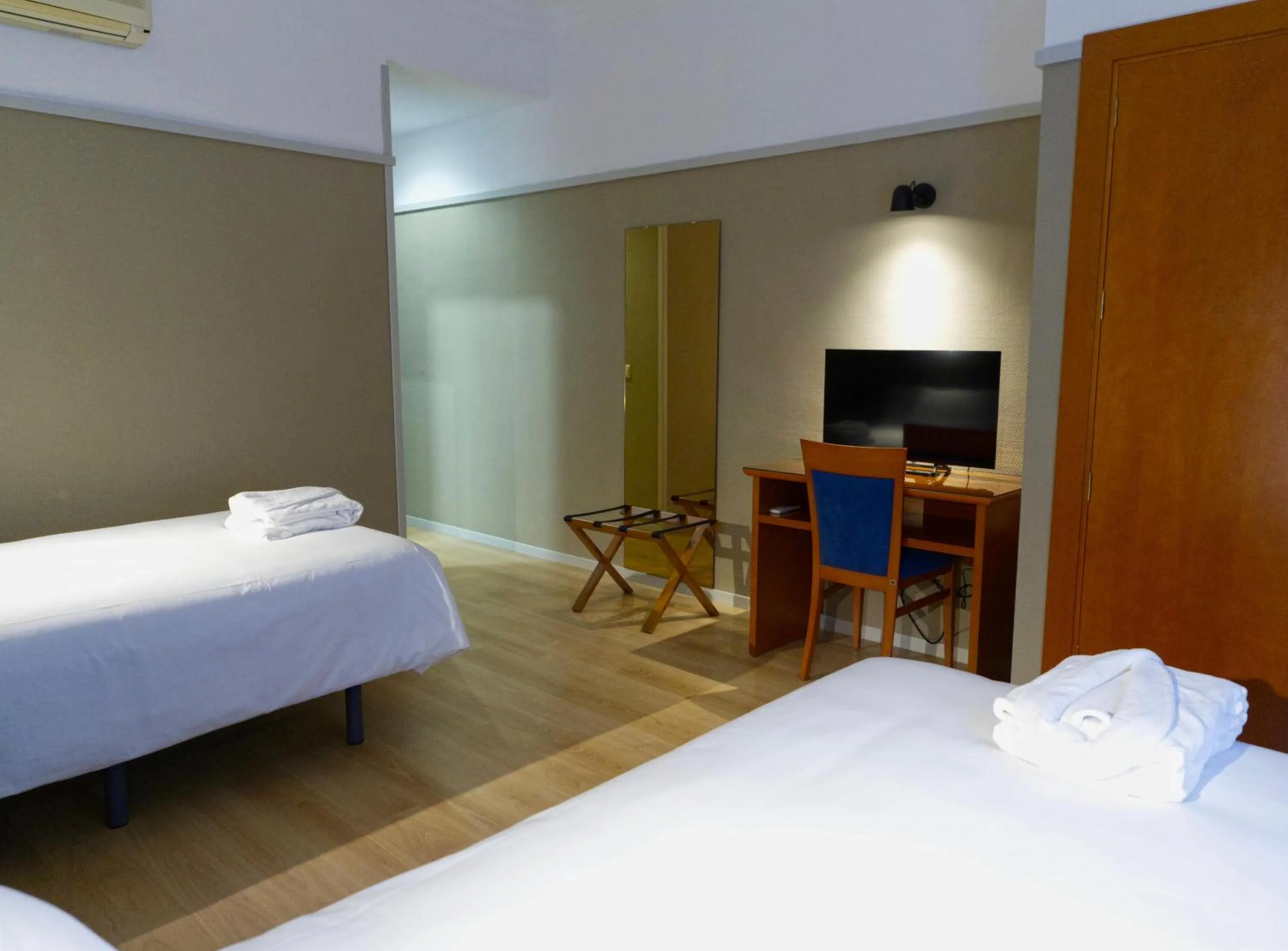 Bed in Hotel Ciudad del Sol