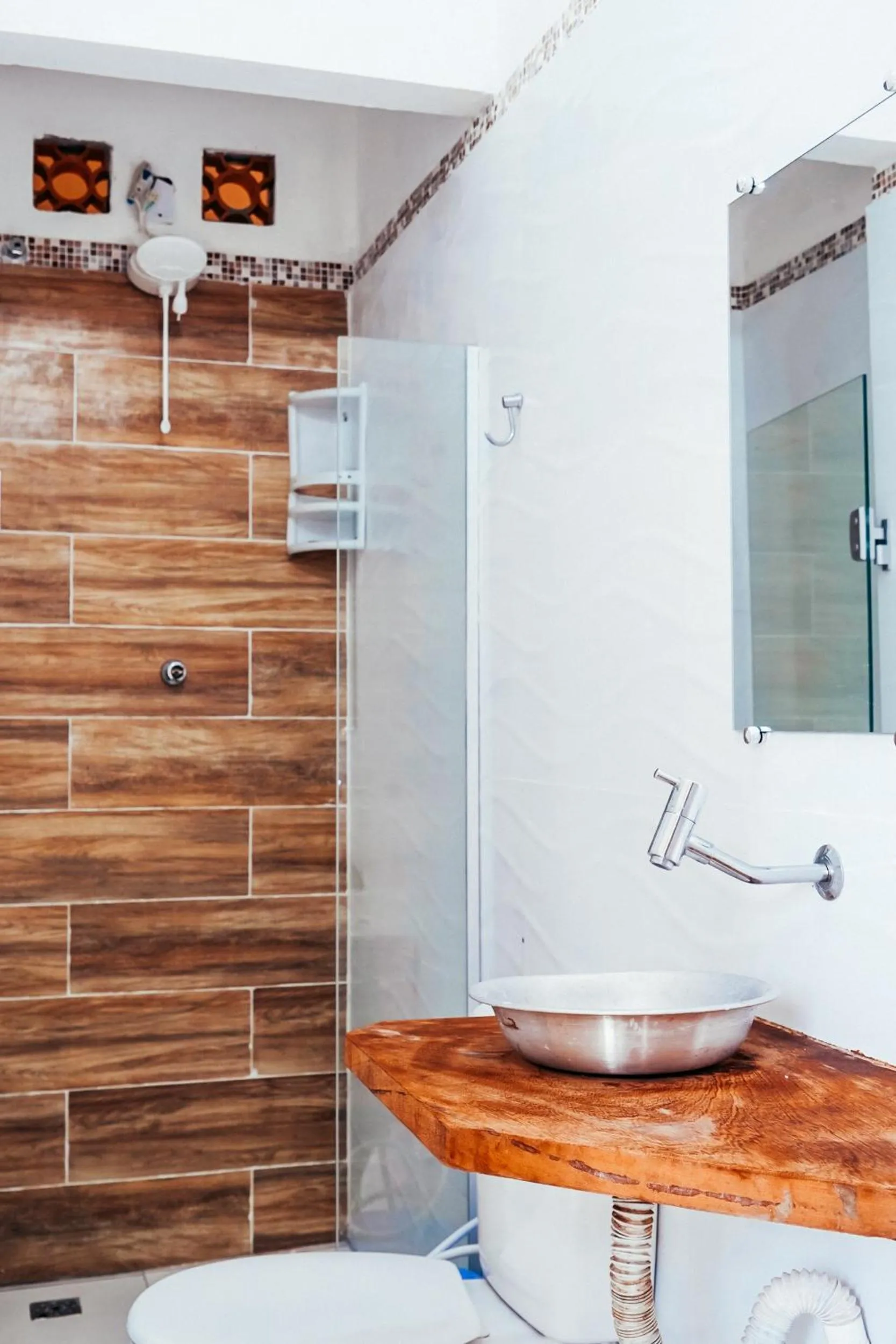 Shower in Pousada Vila Baiana