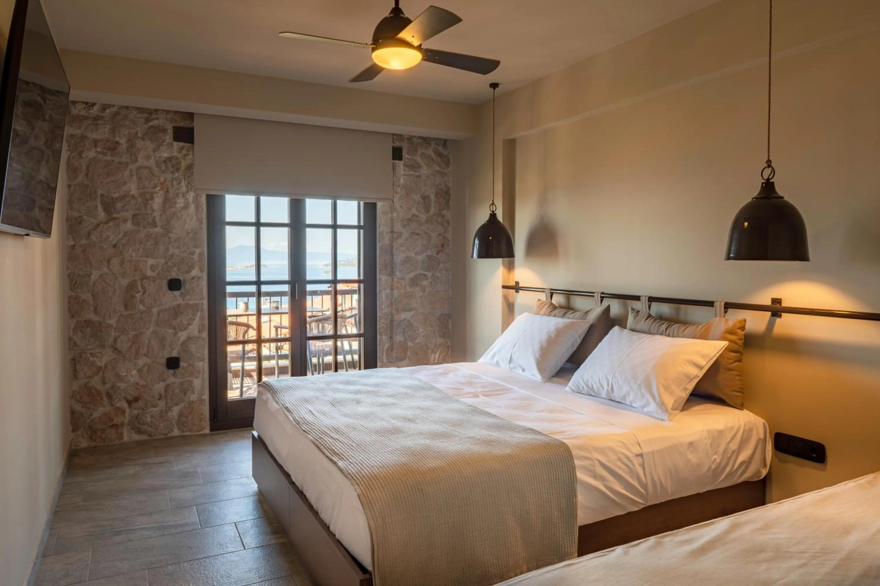 Deluxe Triple Room with Sea View in RiZEΣ