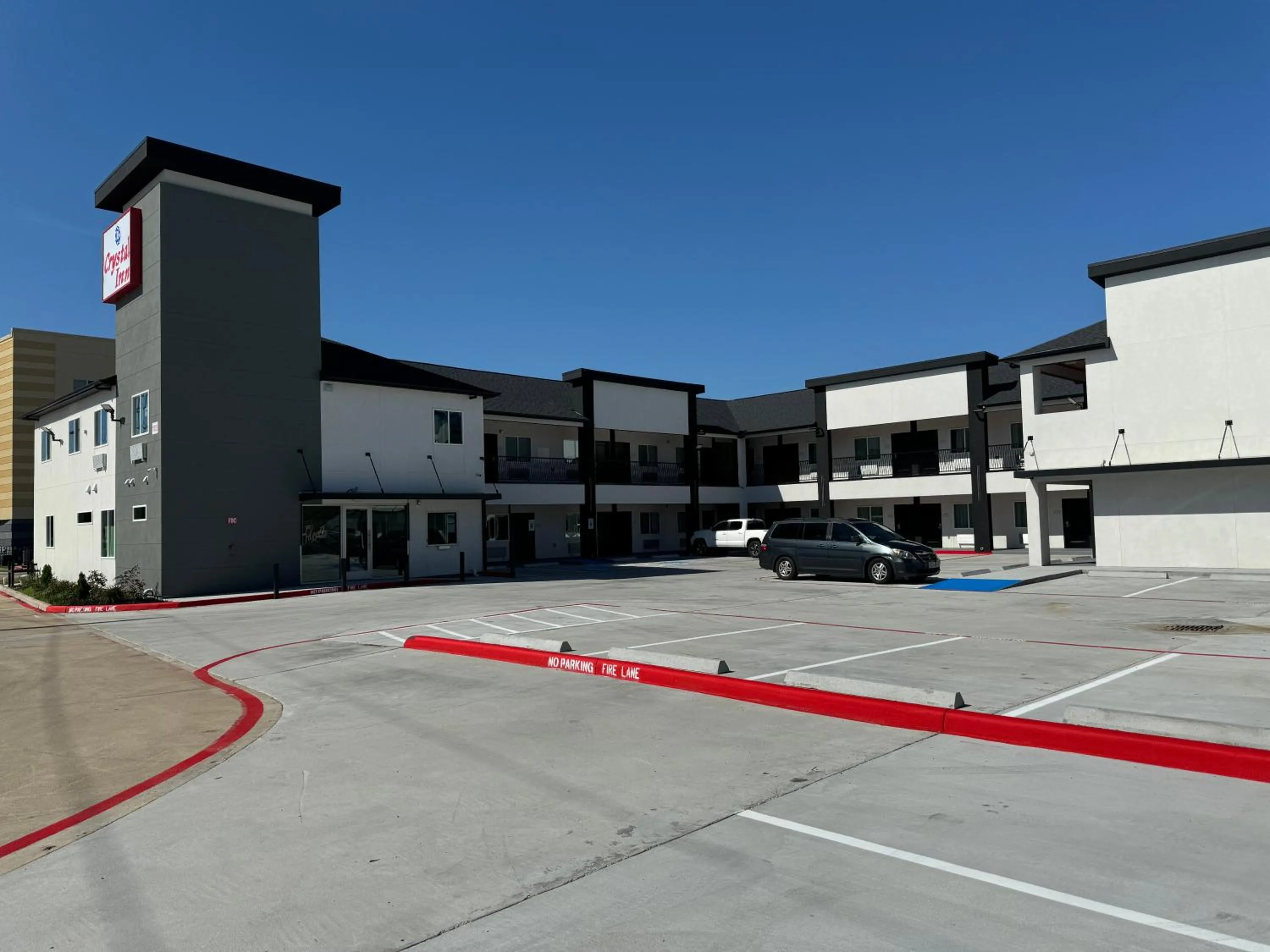 Property building in Crystal Inn Gessner- Near Sam Houston Racepark