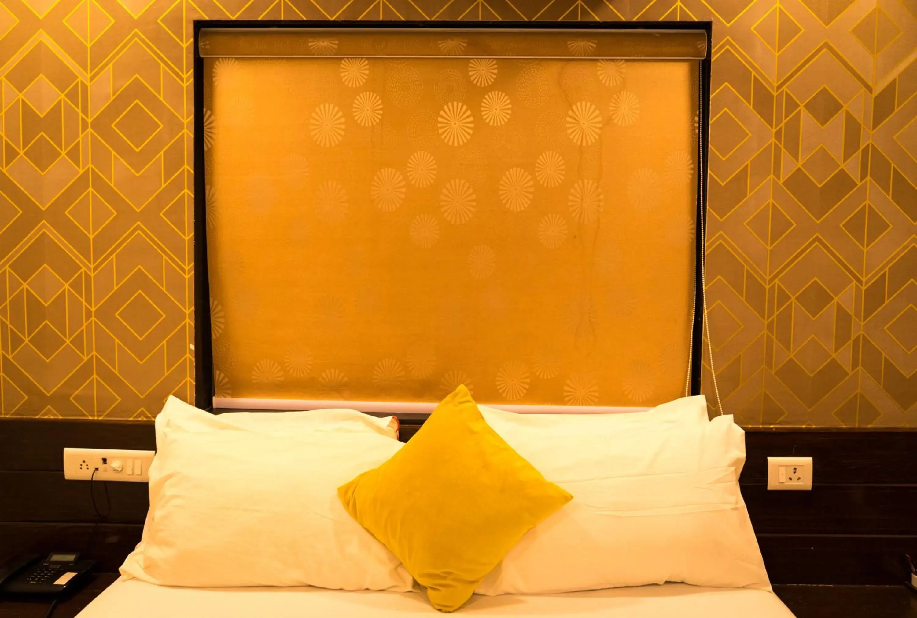 Large Double Room in The Flamboyant Natraj Large Double Room in The Flamboyant Natraj