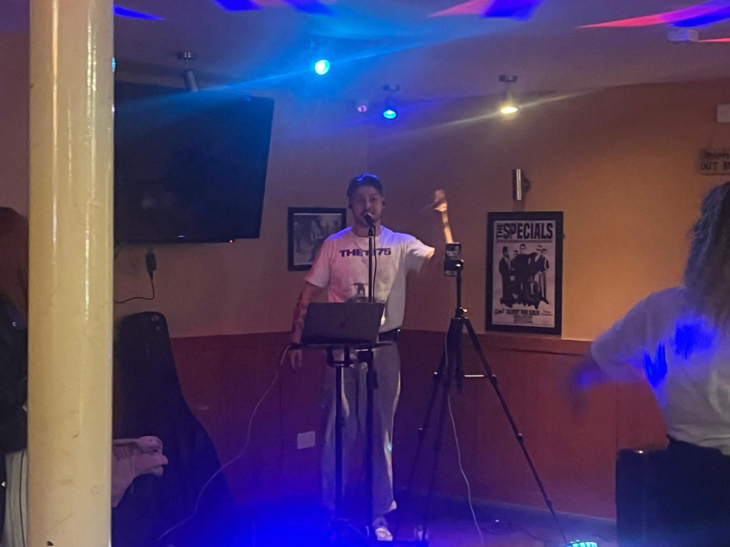 Entertainment in Tumbledown Hotel