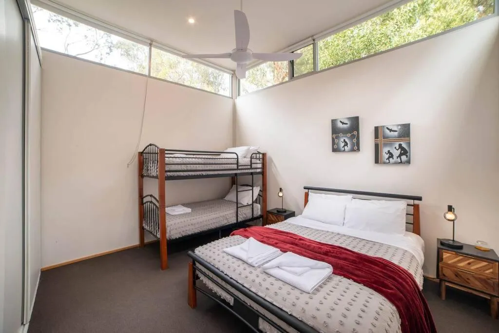 Bed in Lakuna Retreat