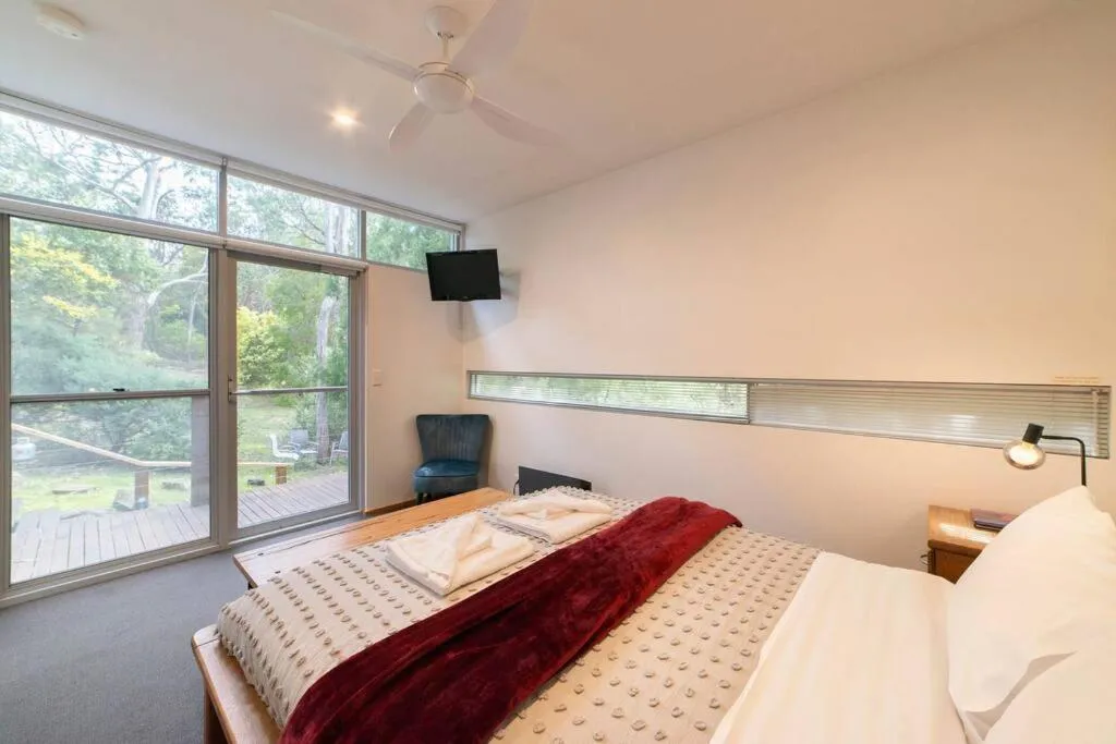 Bed in Lakuna Retreat