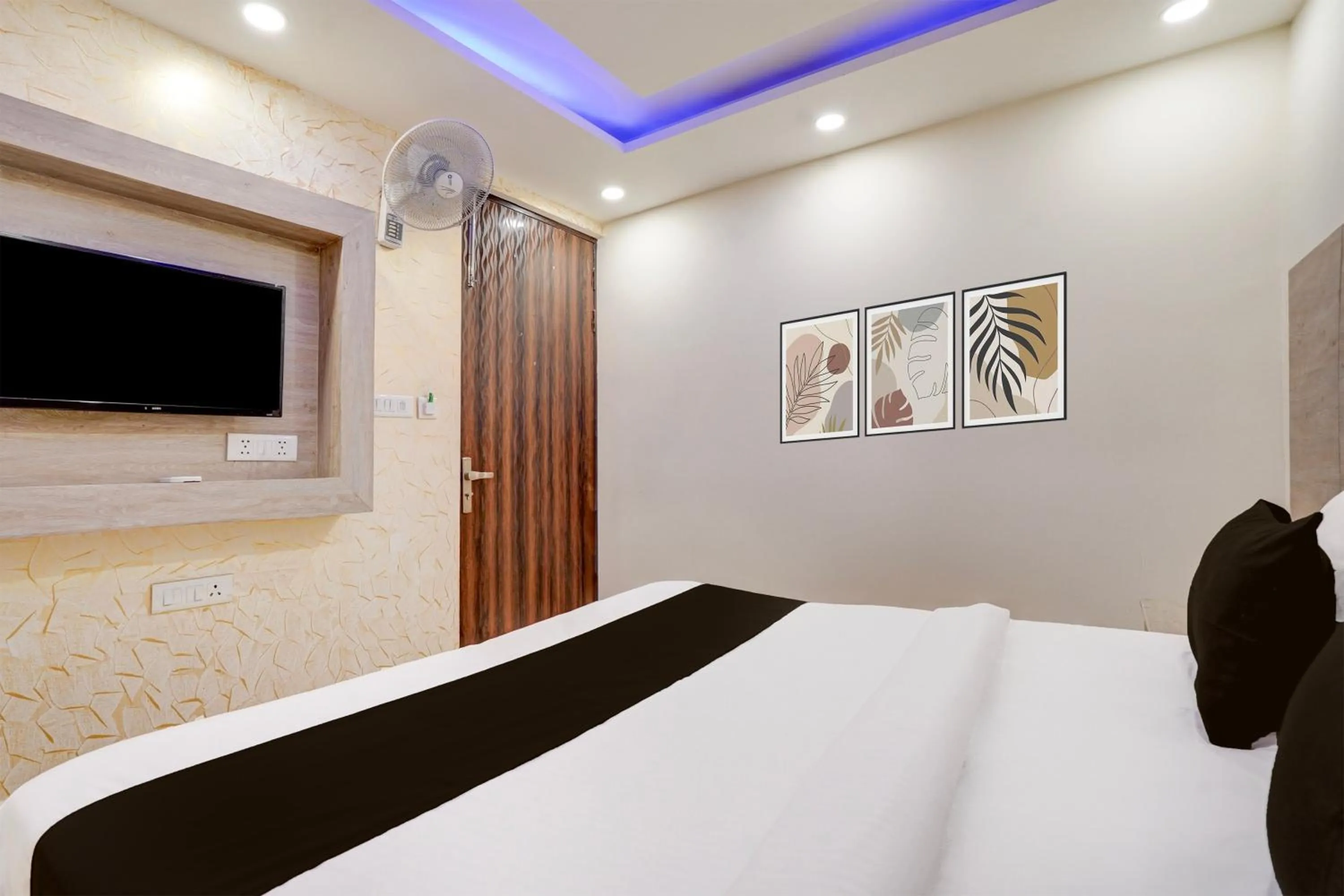 Bedroom, Bed in Hotel O Delhi Airport Stay