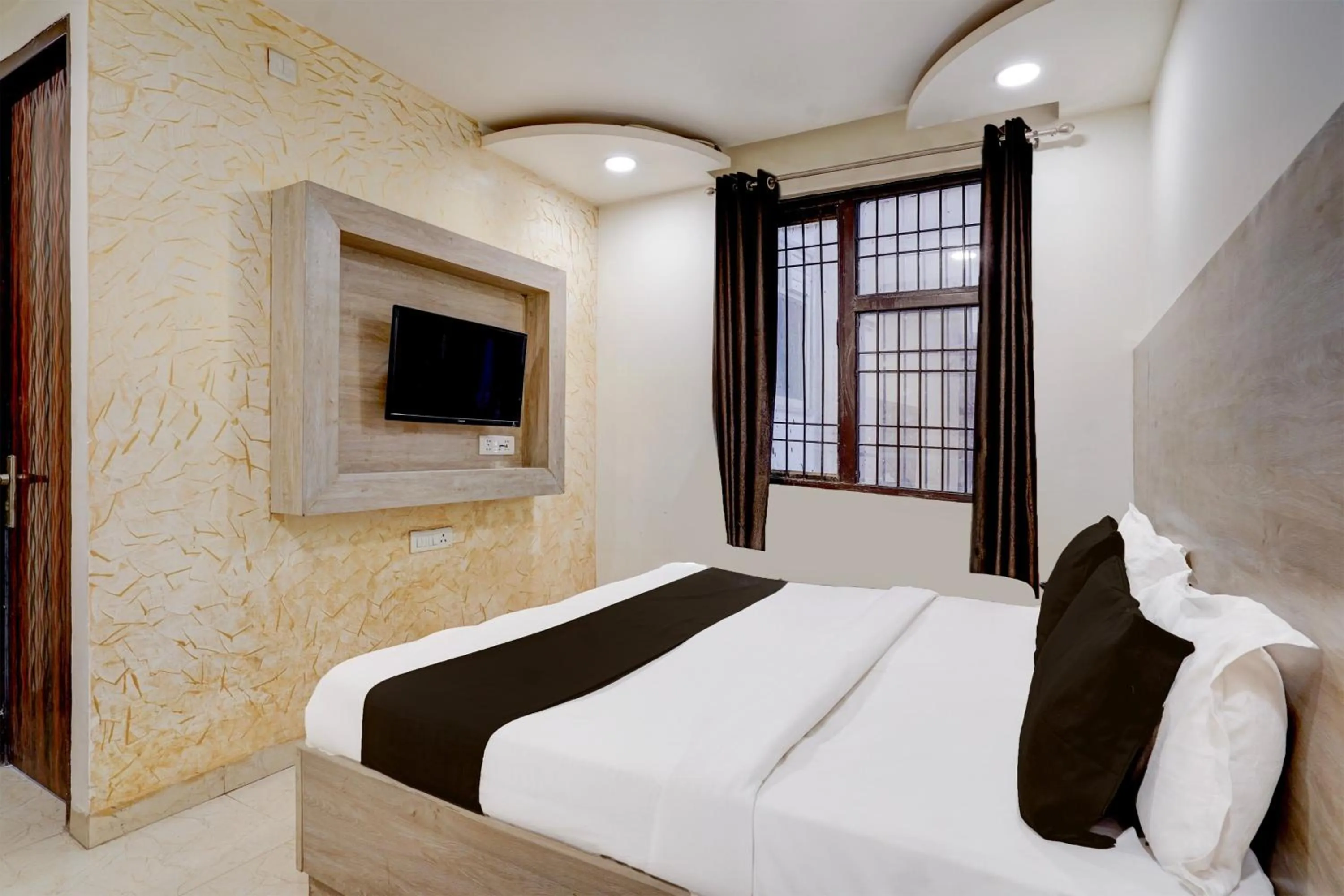 Bedroom, Bed in Hotel O Delhi Airport Stay