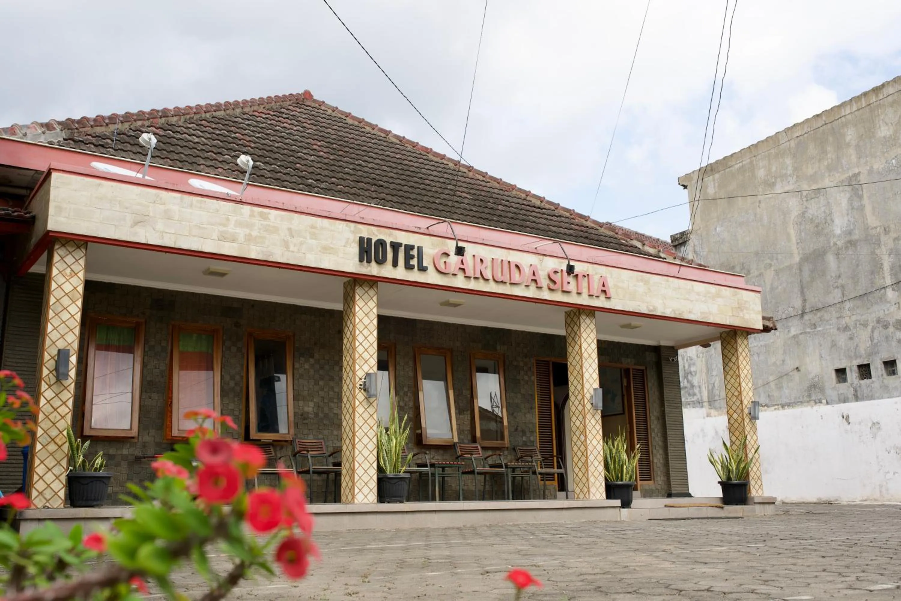 Garuda Setia Hotel