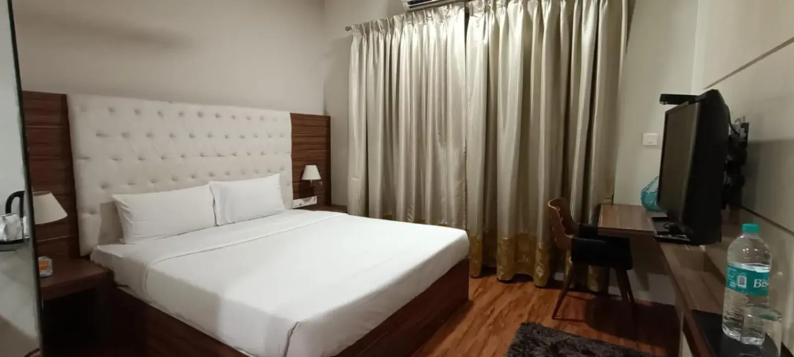 Bed in MWC Club by Downtown Bed in MWC Club by Downtown