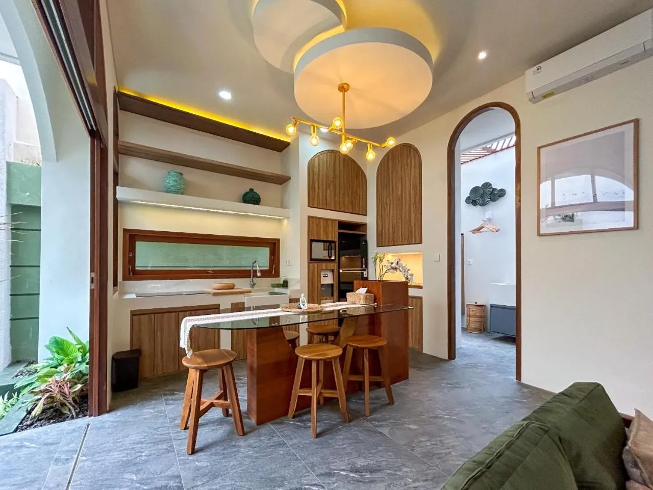 Kitchen or kitchenette in Landmark Villas