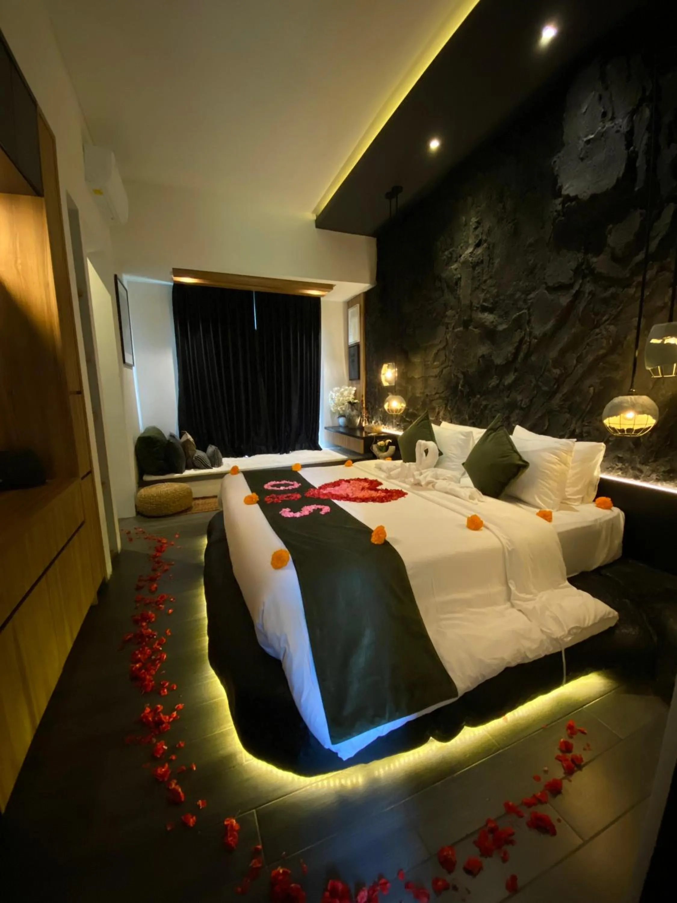 Bed in Landmark Villas