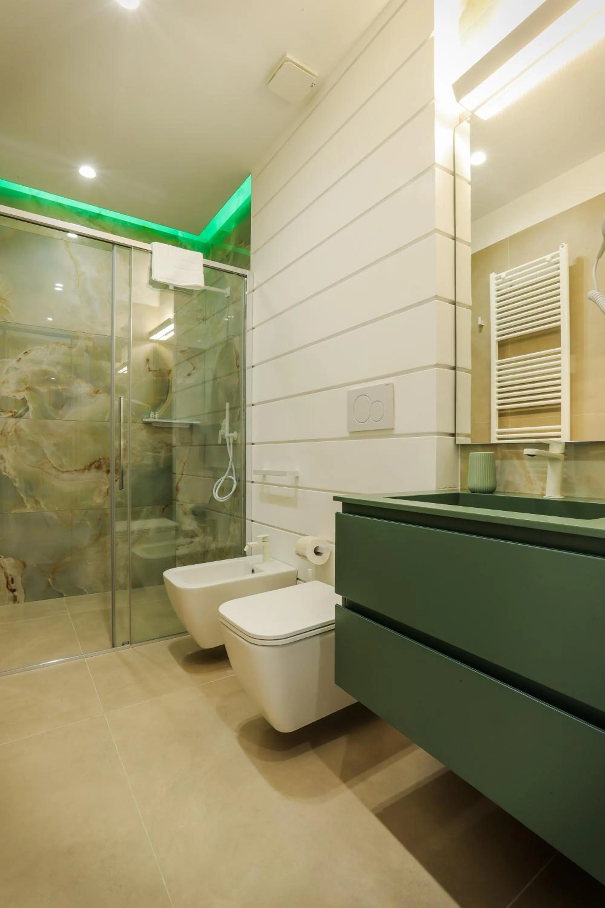 Shower in Conte Relais Suite