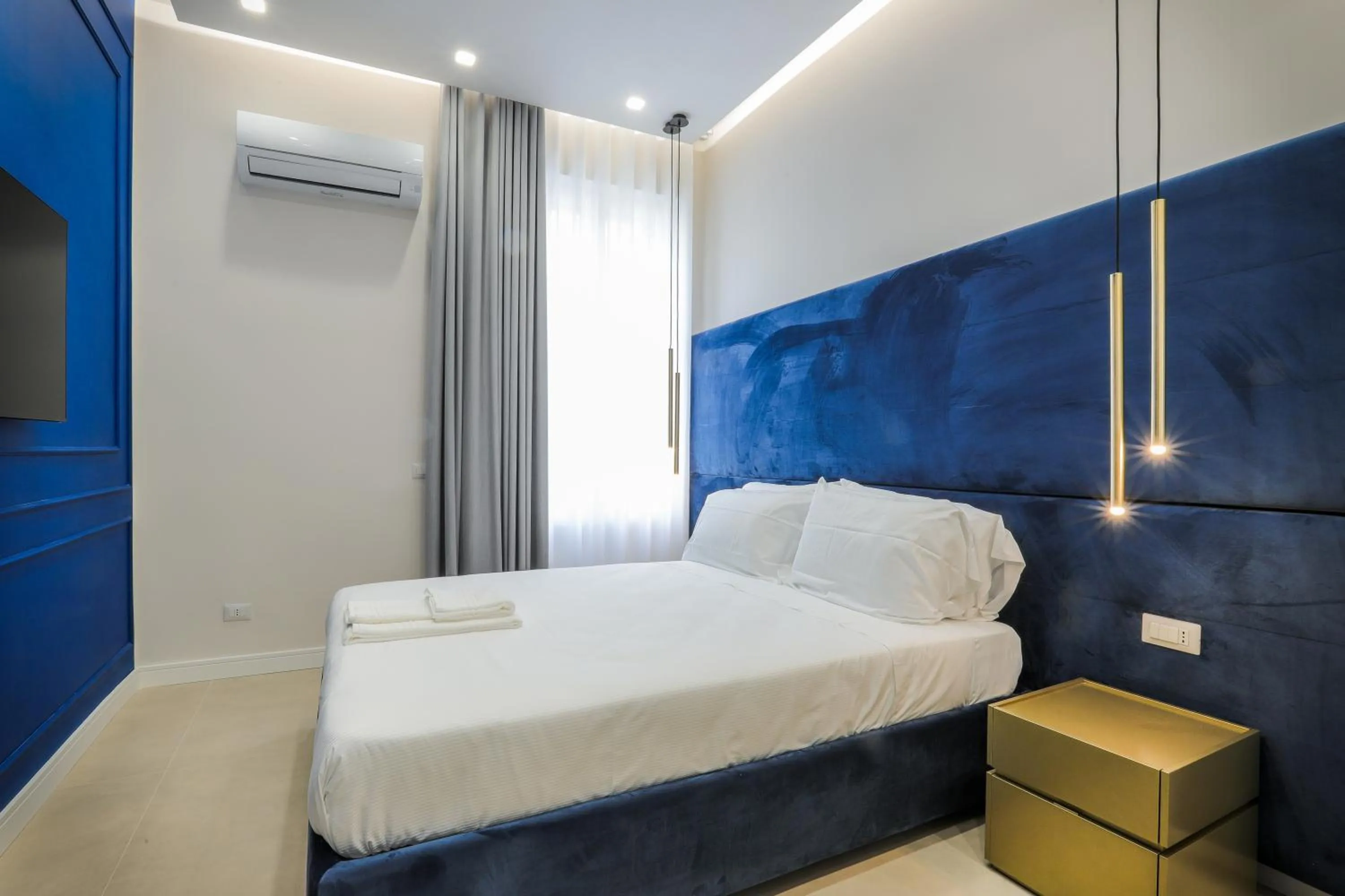 Photo of the whole room, Bed in Conte Relais Suite