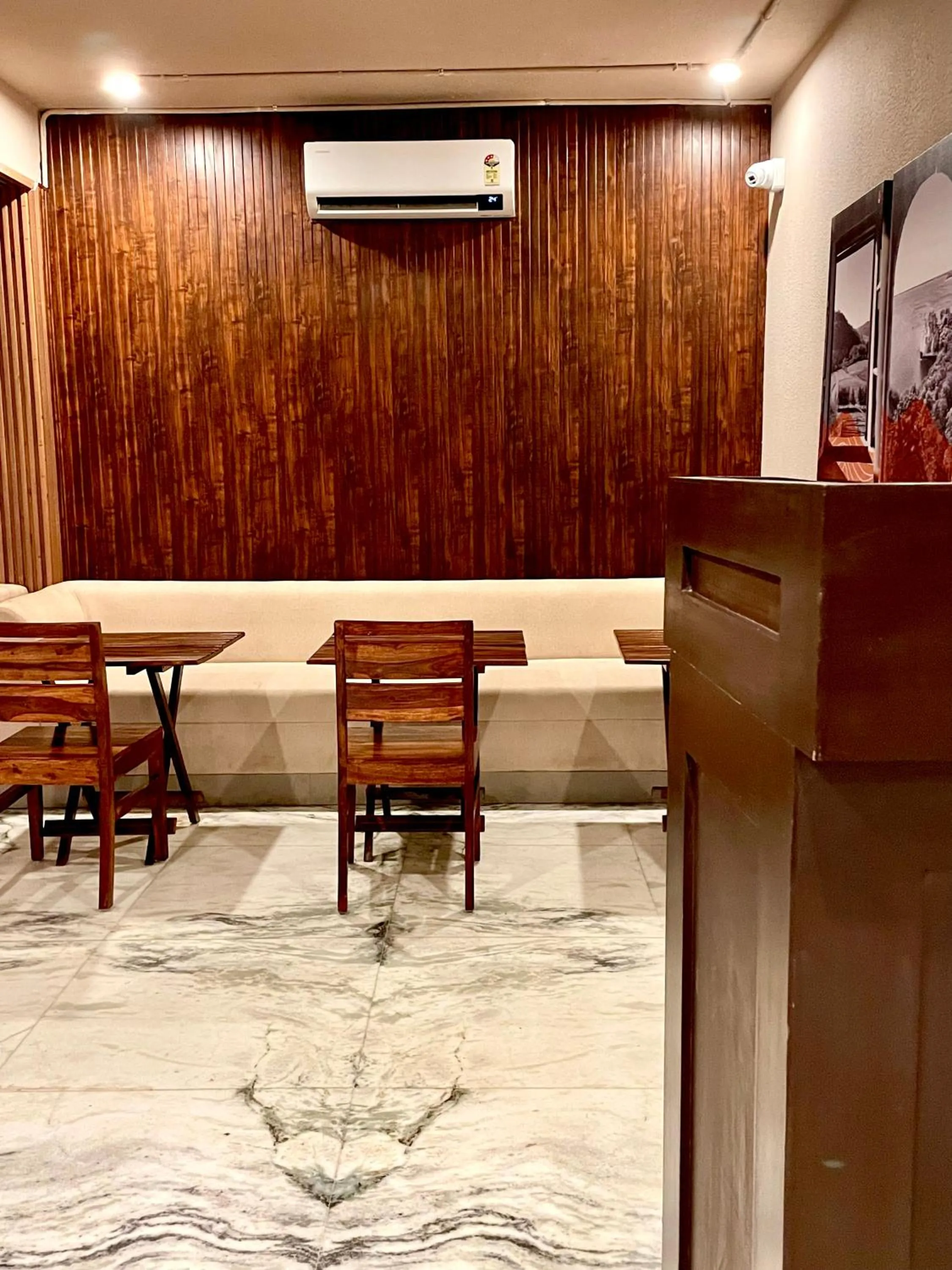 Restaurant/places to eat in Firebrick Boutique Residences - AMETHYST HOUSE