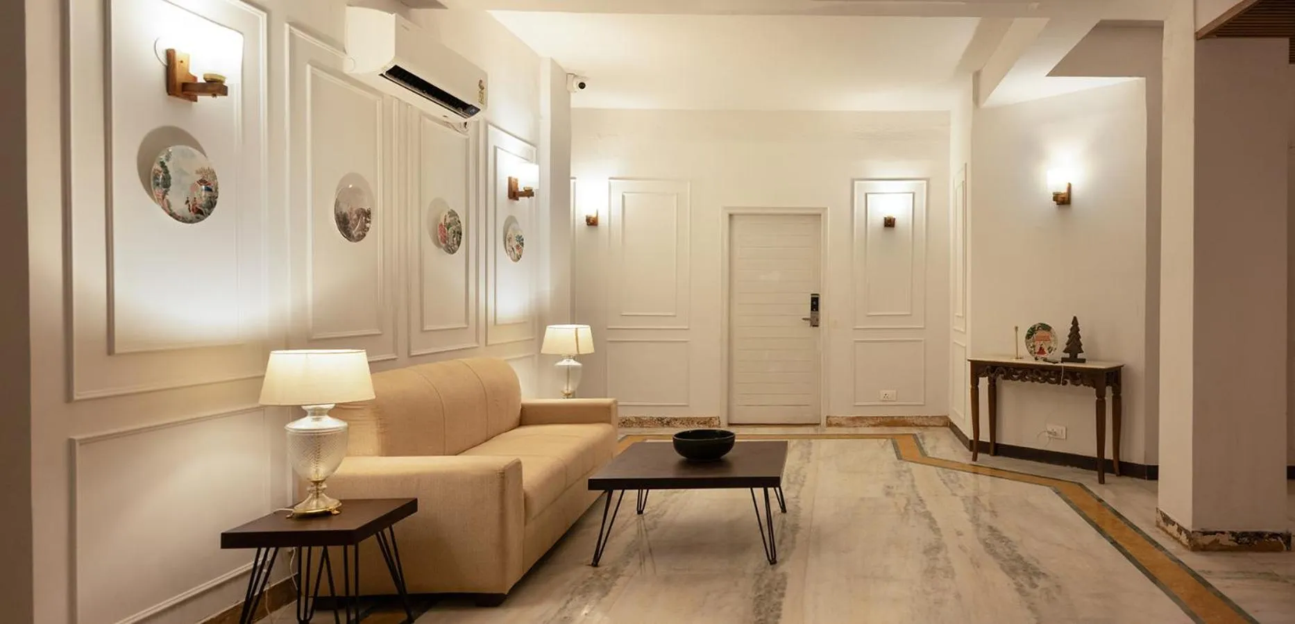 Restaurant/places to eat in Firebrick Boutique Residences - AMETHYST HOUSE