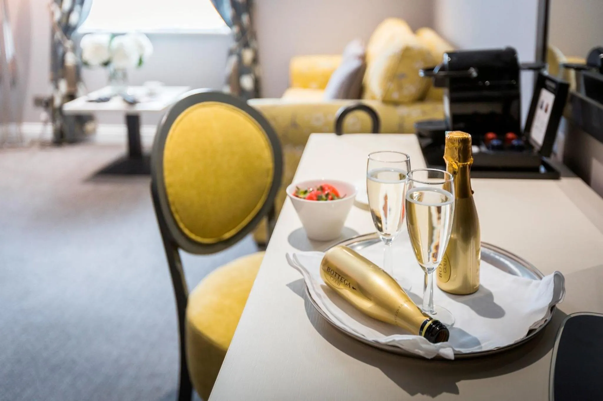 Seating area in WorldHotels Distinctive Woughton House Hotel