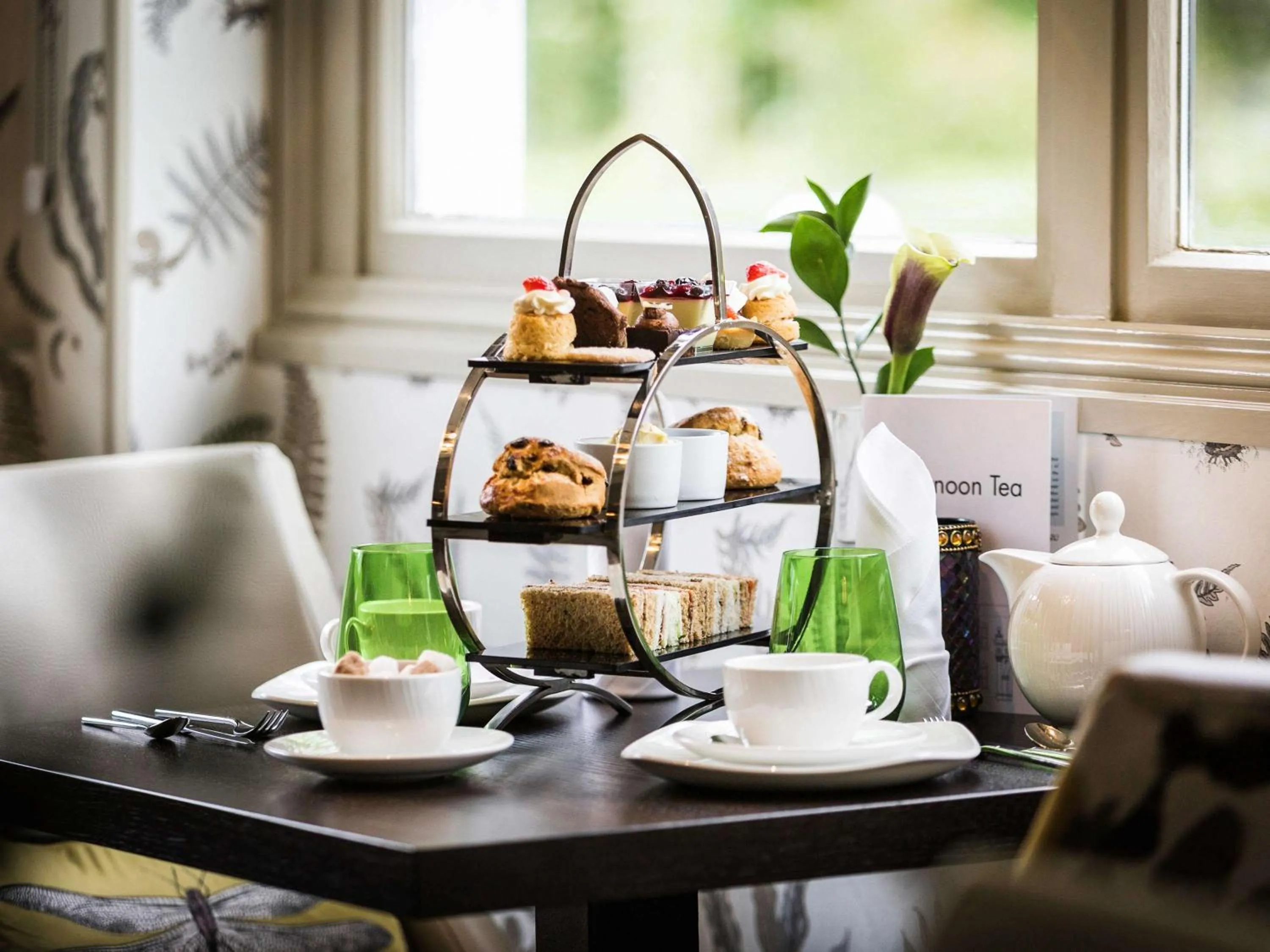 Property building in WorldHotels Distinctive Woughton House Hotel