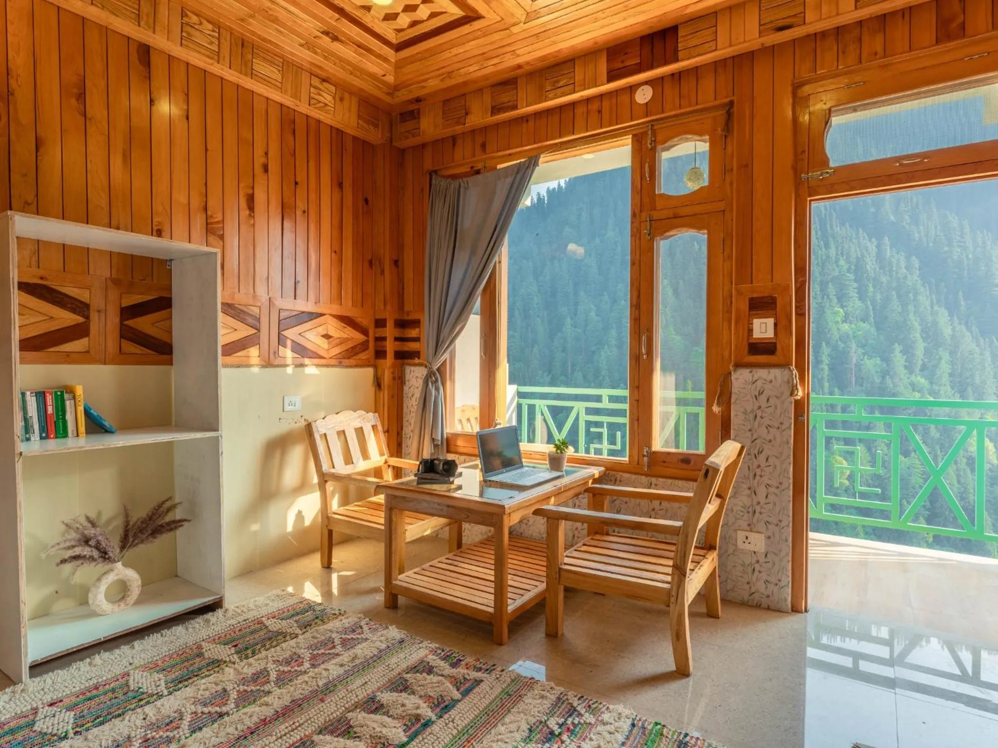 Seating area in Moustache Shoja, Jibhi