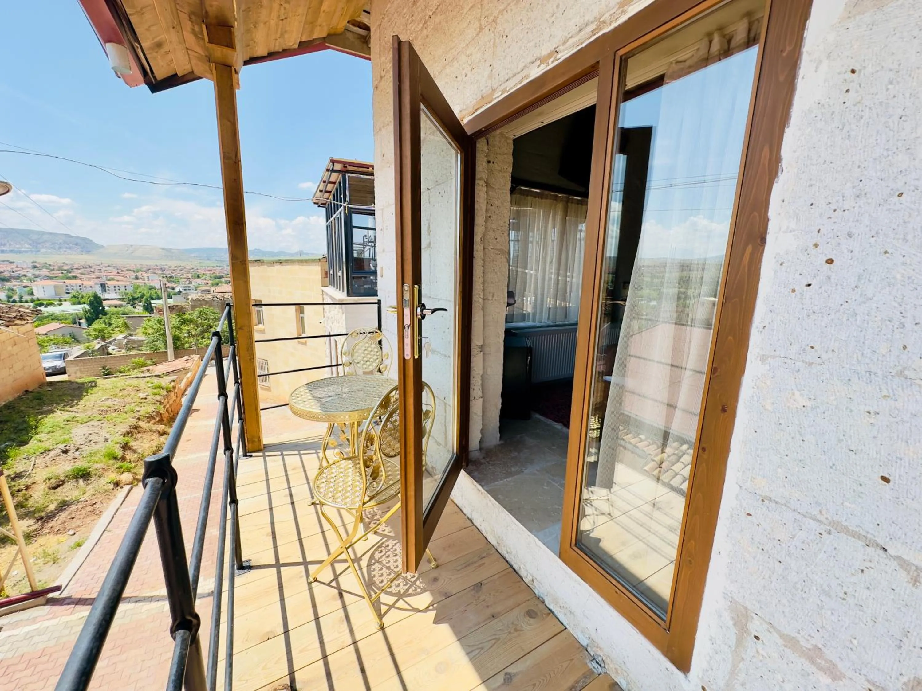 Patio in Almula Cave