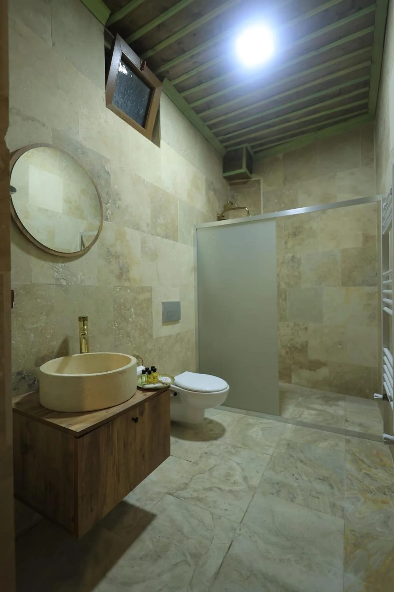 Bathroom in Almula Cave