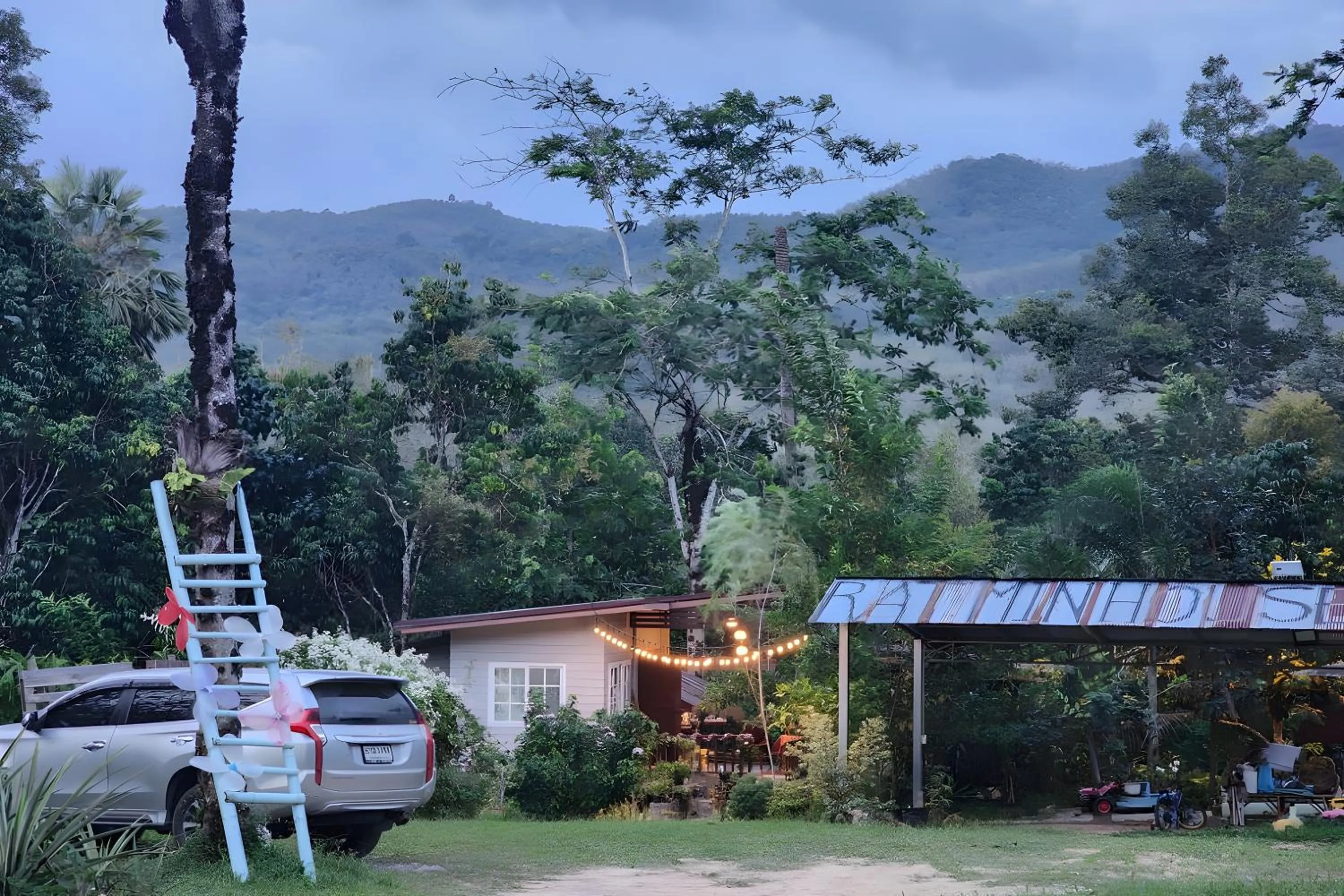 Property building in Rat Min House