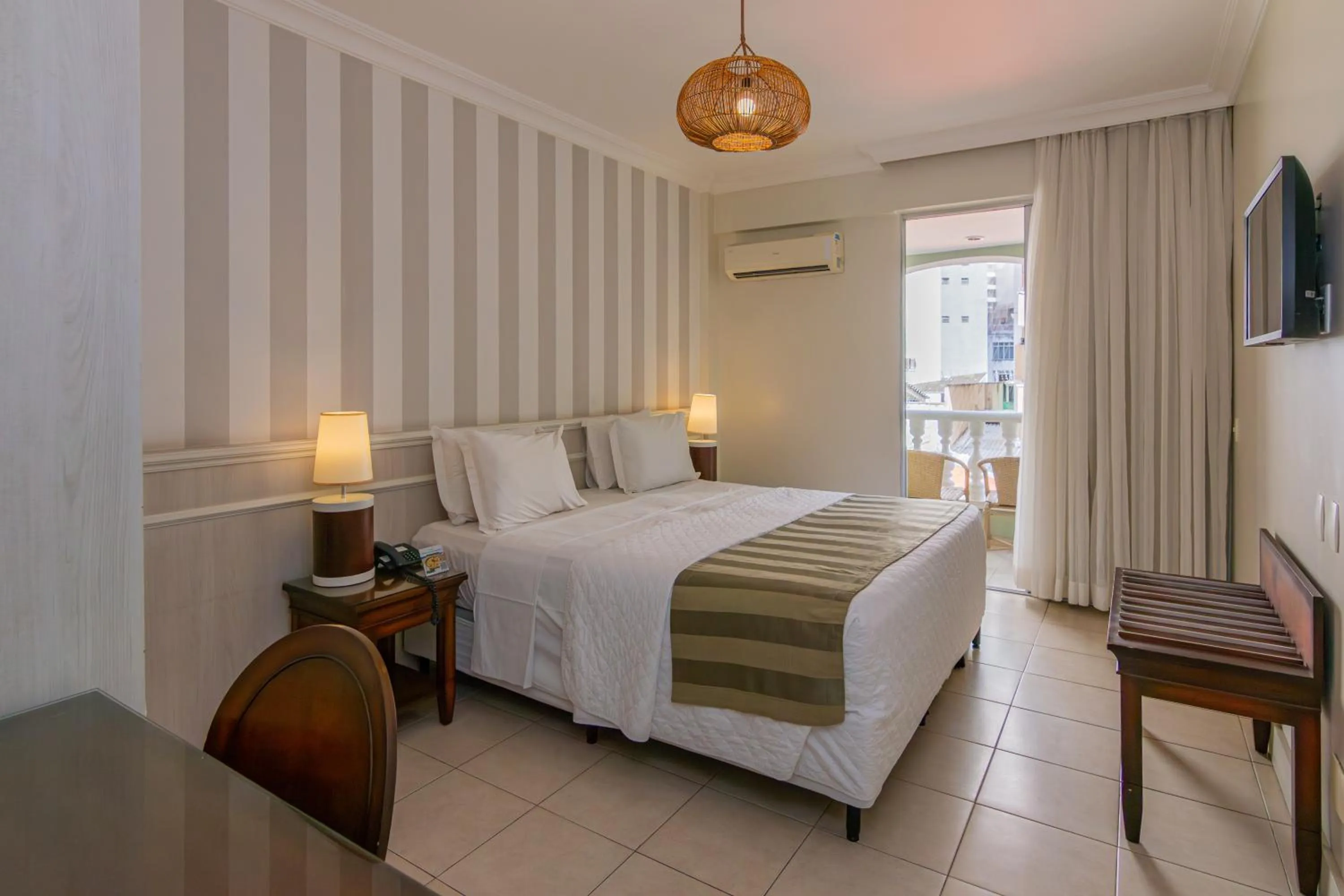 Photo of the whole room, Bed in Hotel Villa Mayor Charme