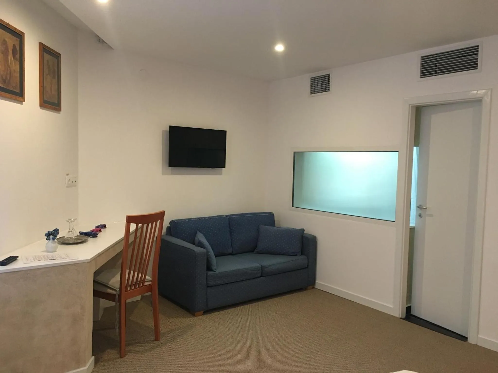 TV and multimedia in Csiki Hotel