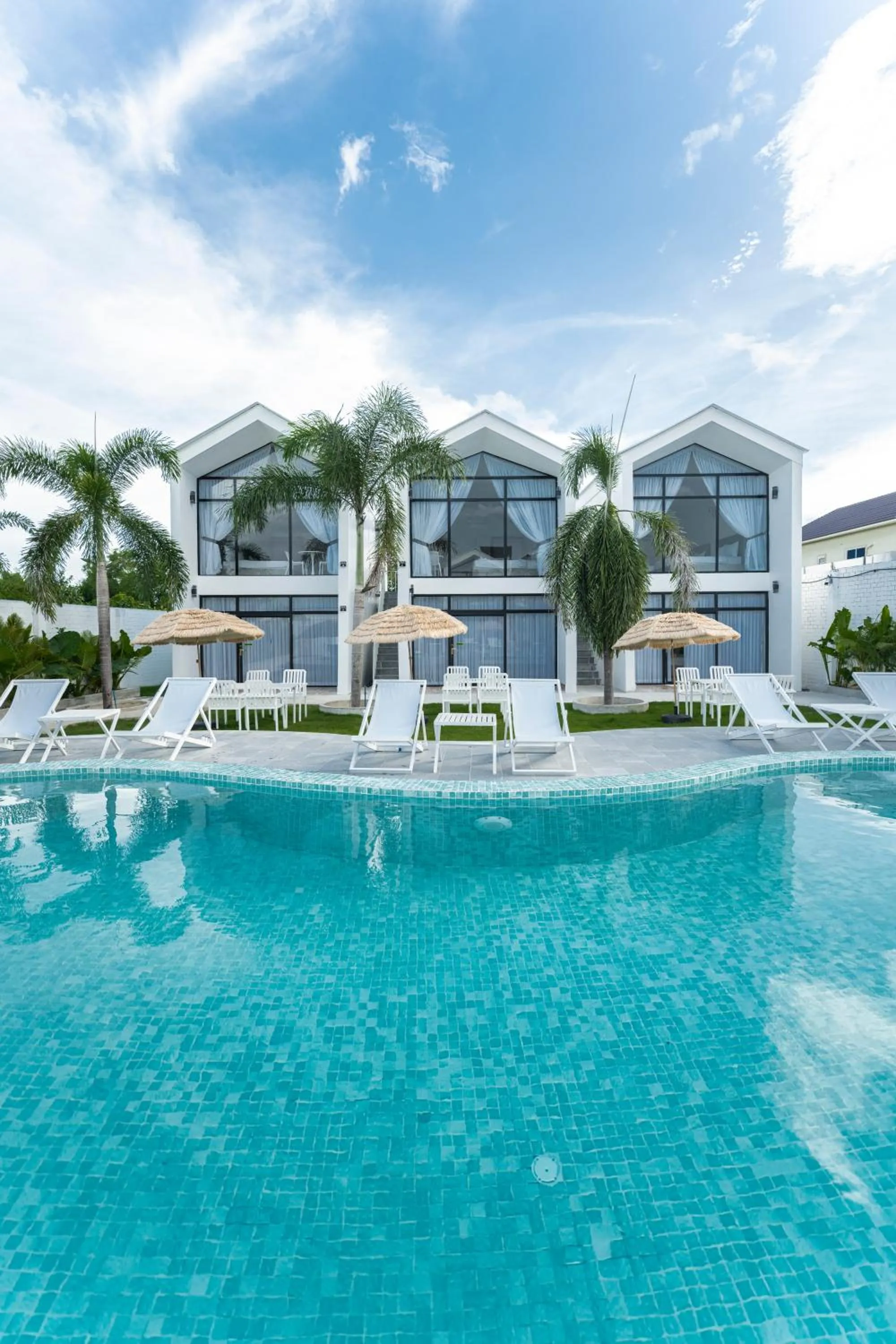 Swimming pool in Nirk Kampot Boutique