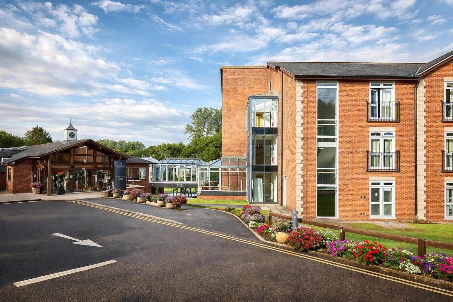 Property building in Macdonald Hill Valley Hotel, Spa & Golf Resort