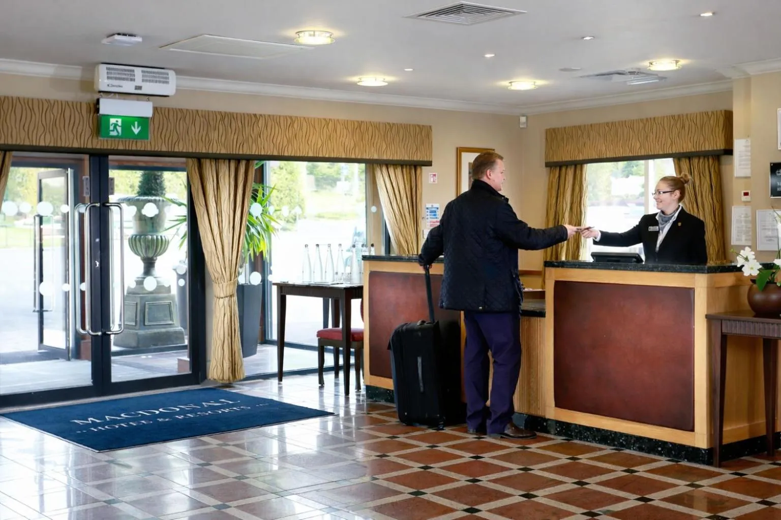 Lobby or reception in Macdonald Hill Valley Hotel, Spa & Golf Resort